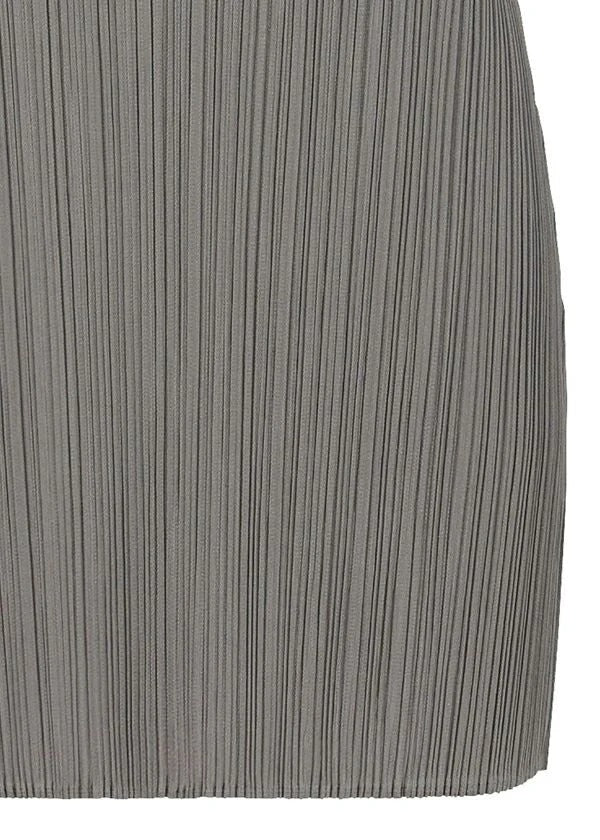 BASICS – isseymiyake.com