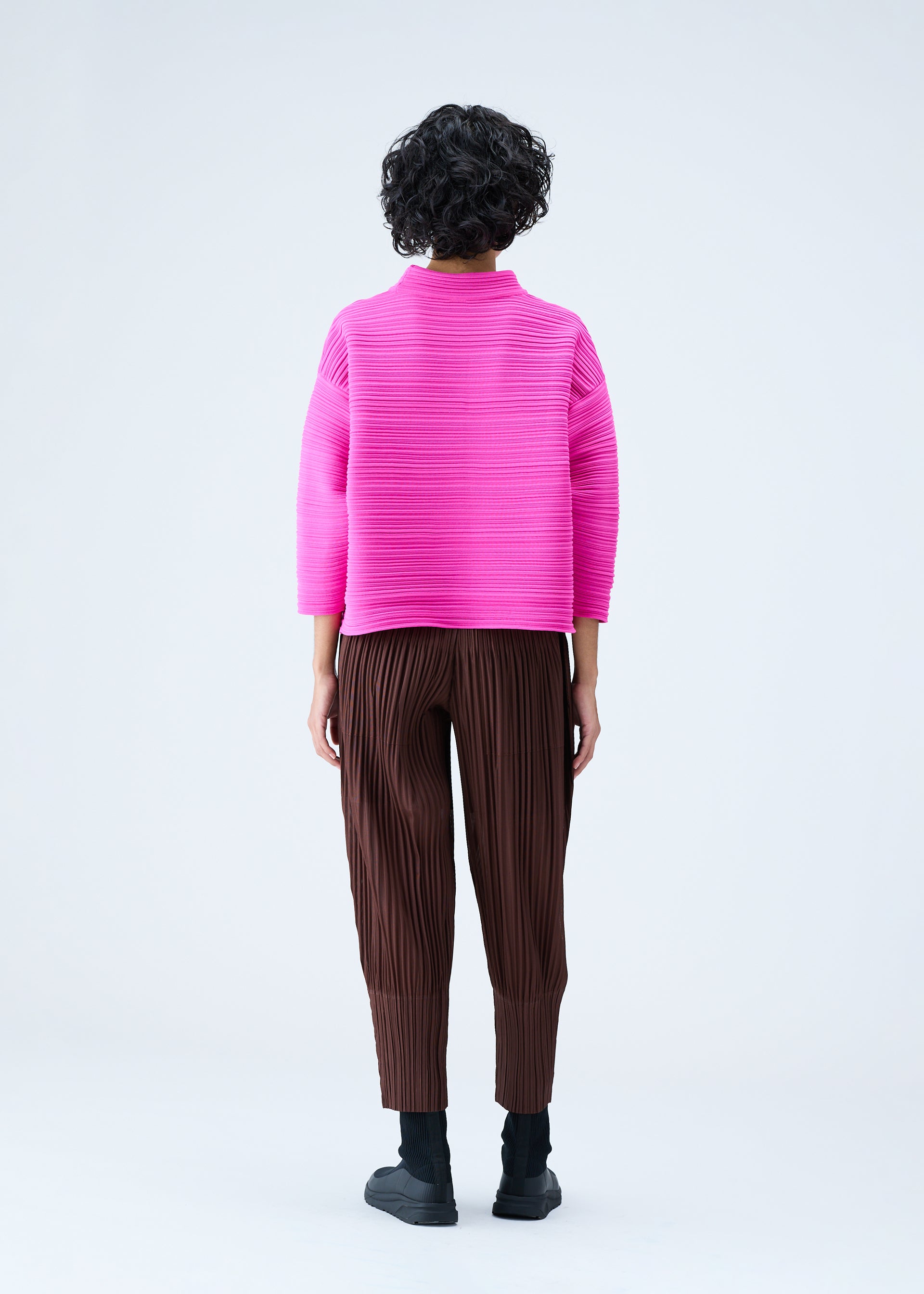 CREPE KNIT – isseymiyake.com