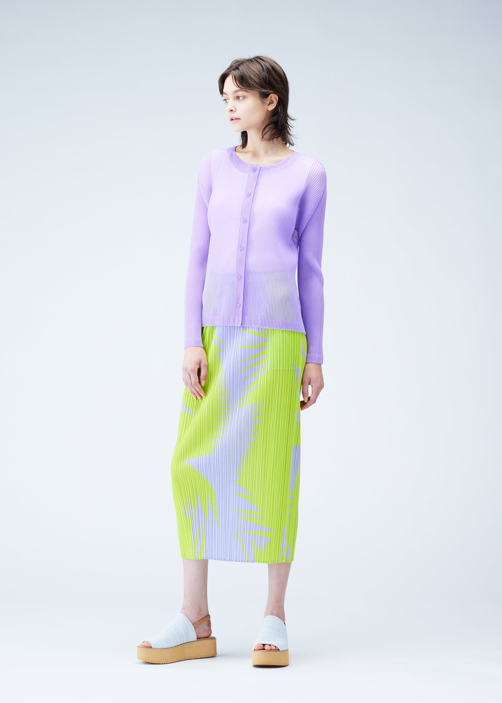 PLEATS PLEASE ISSEY MIYAKE – isseymiyake.com