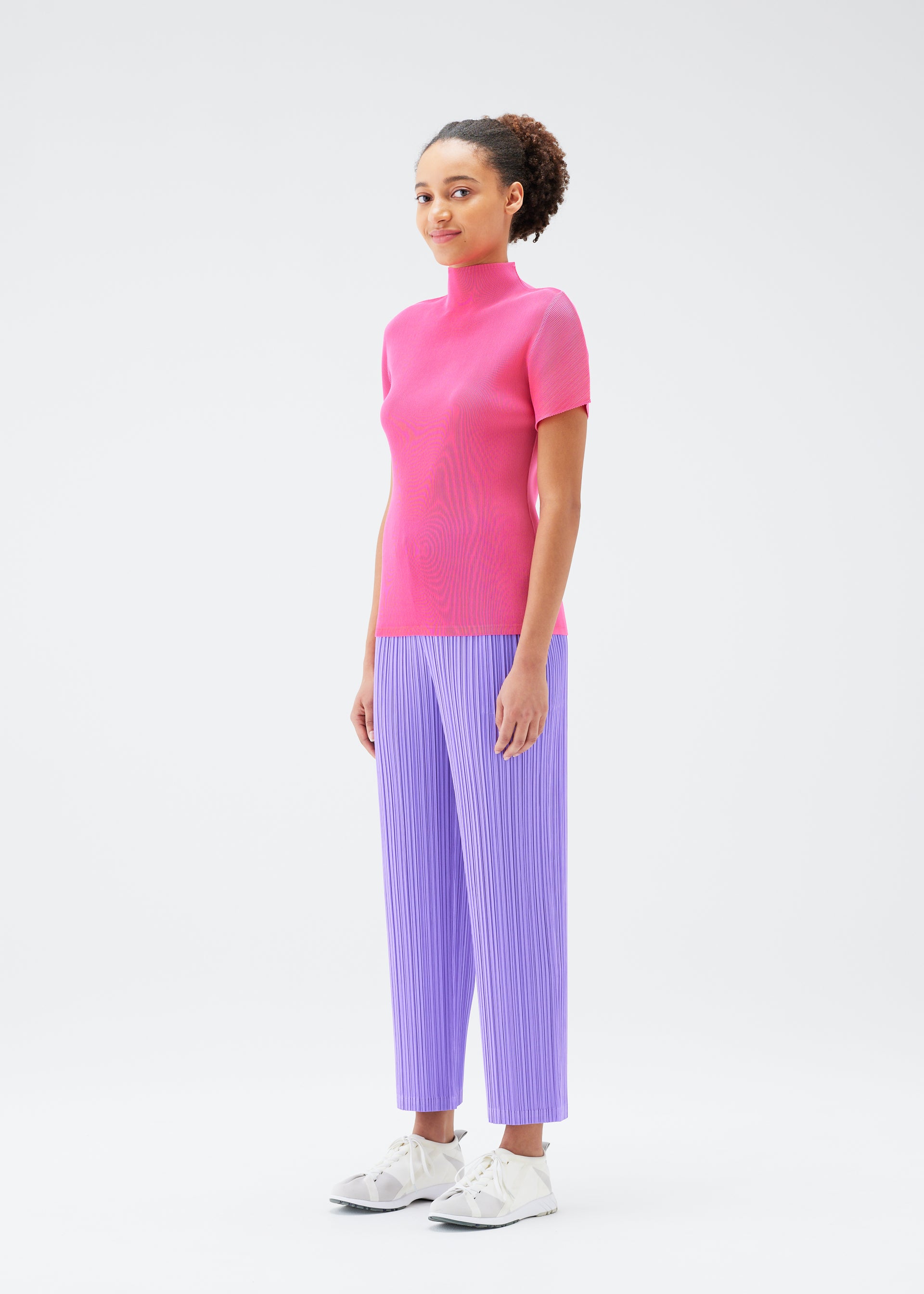 ISSEYMIYAKE ピンクミックスストライプタートルネックリブニット ISSEYMIYAKE ピンクミックスストライプタートルネックリブニット