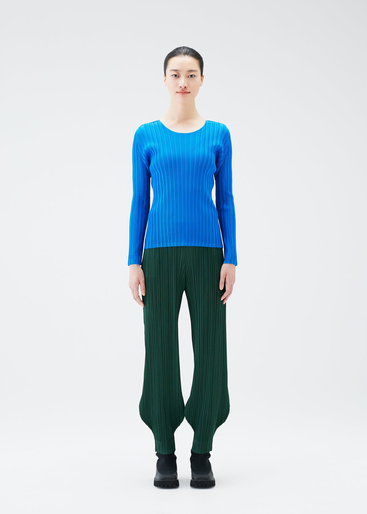 RIB PLEATS OCTOBER – isseymiyake.com