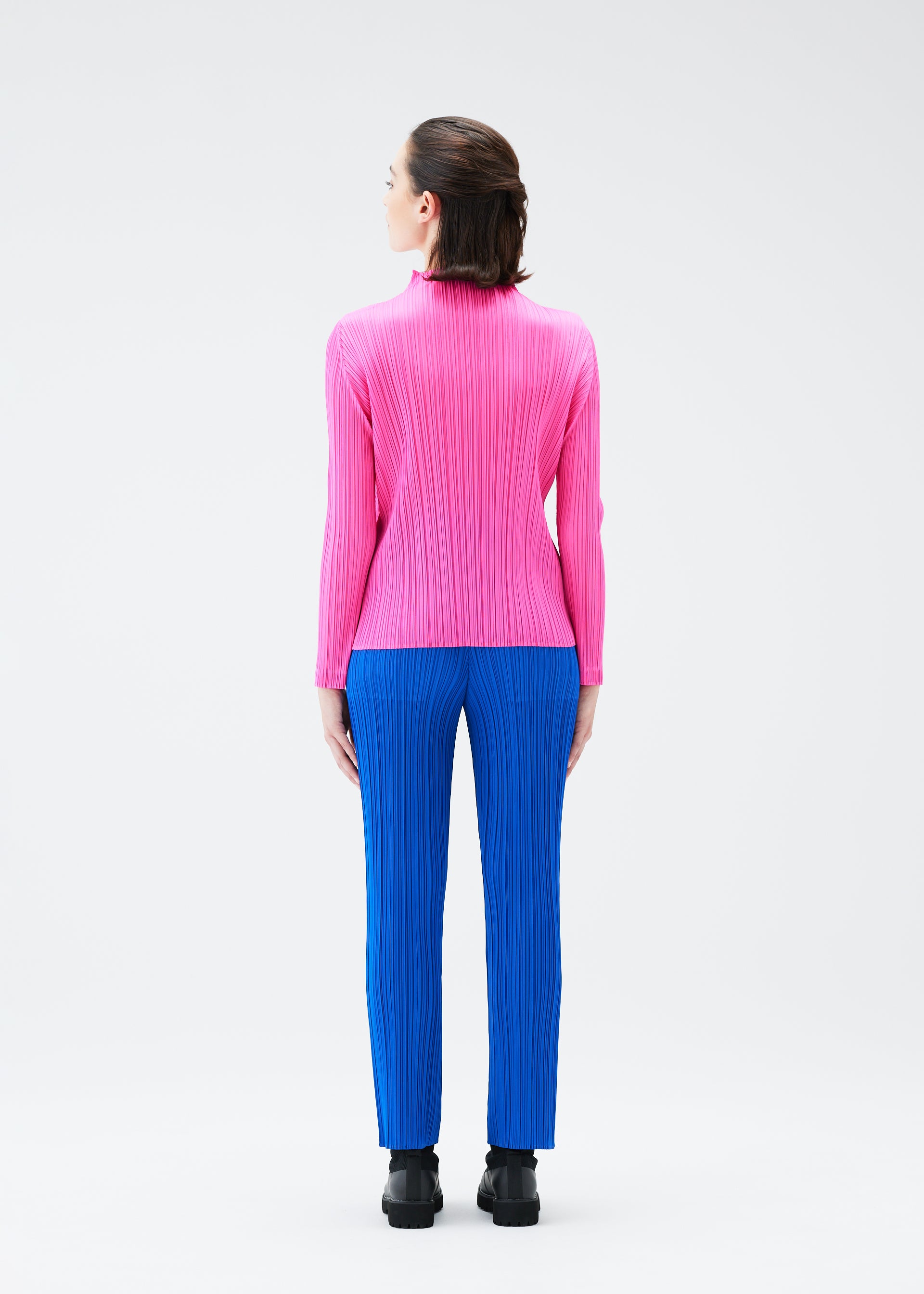 MONTHLY COLORS : OCTOBER – isseymiyake.com