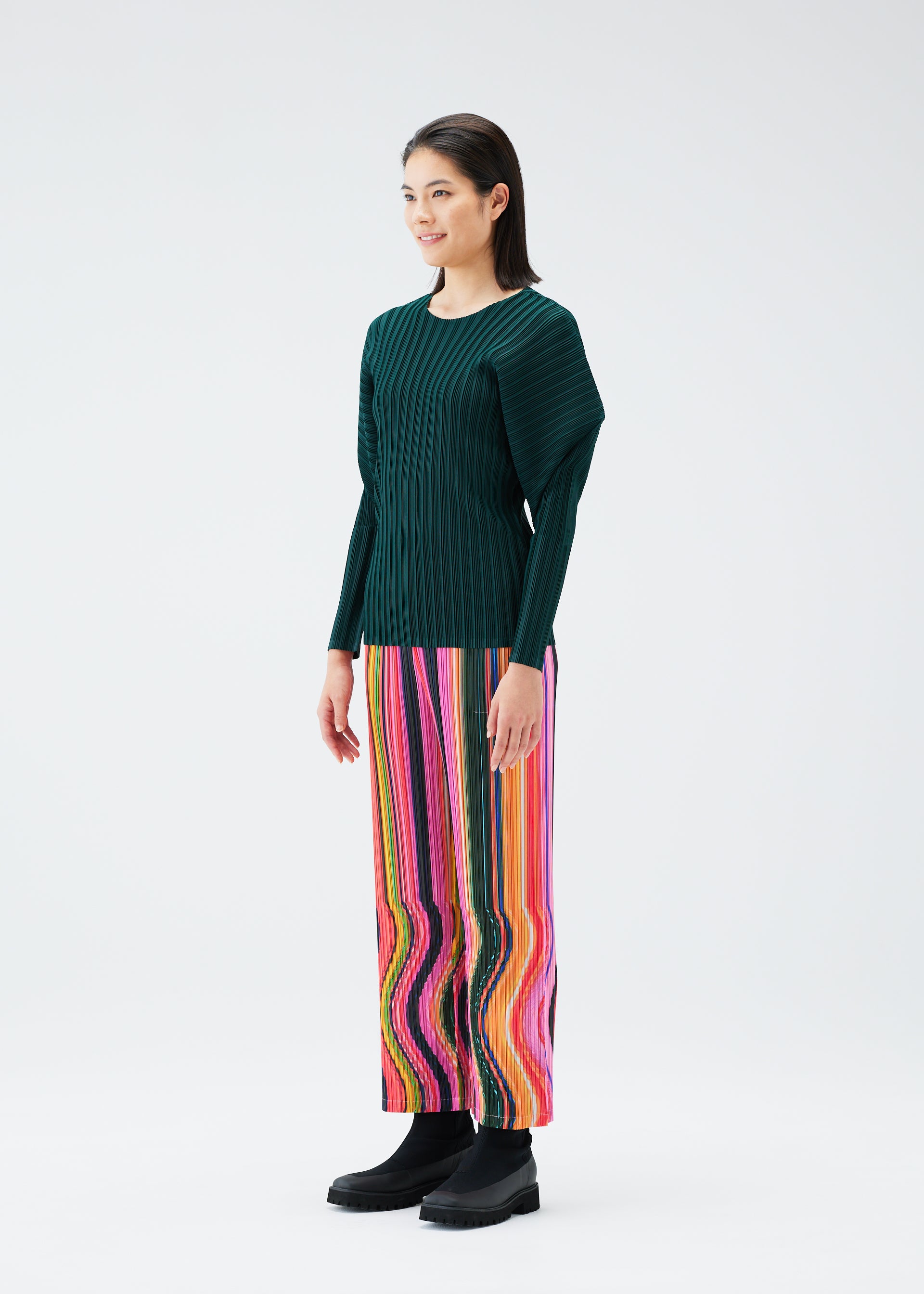 WARP – isseymiyake.com