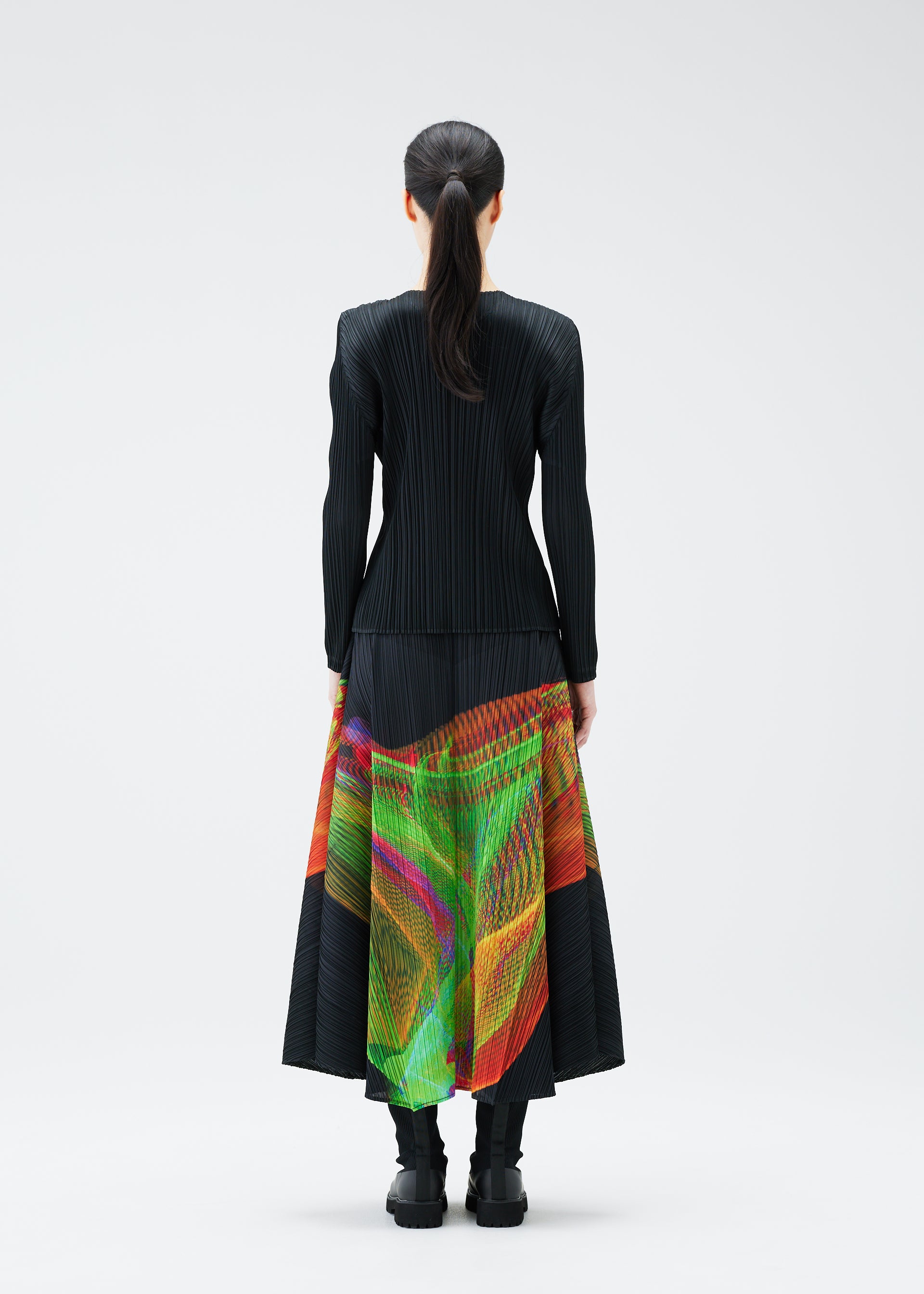 SPECTRUM – isseymiyake.com 