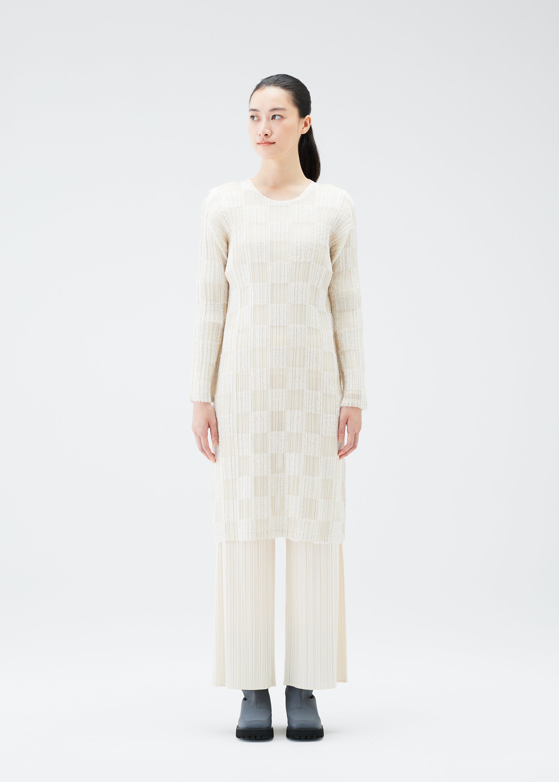 NEBULA – isseymiyake.com 