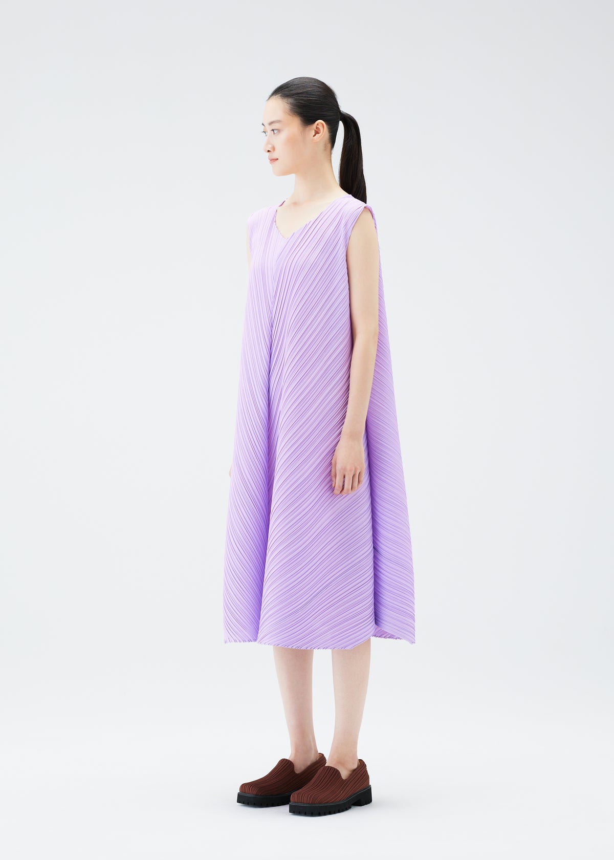 MELLOW PLEATS – isseymiyake.com