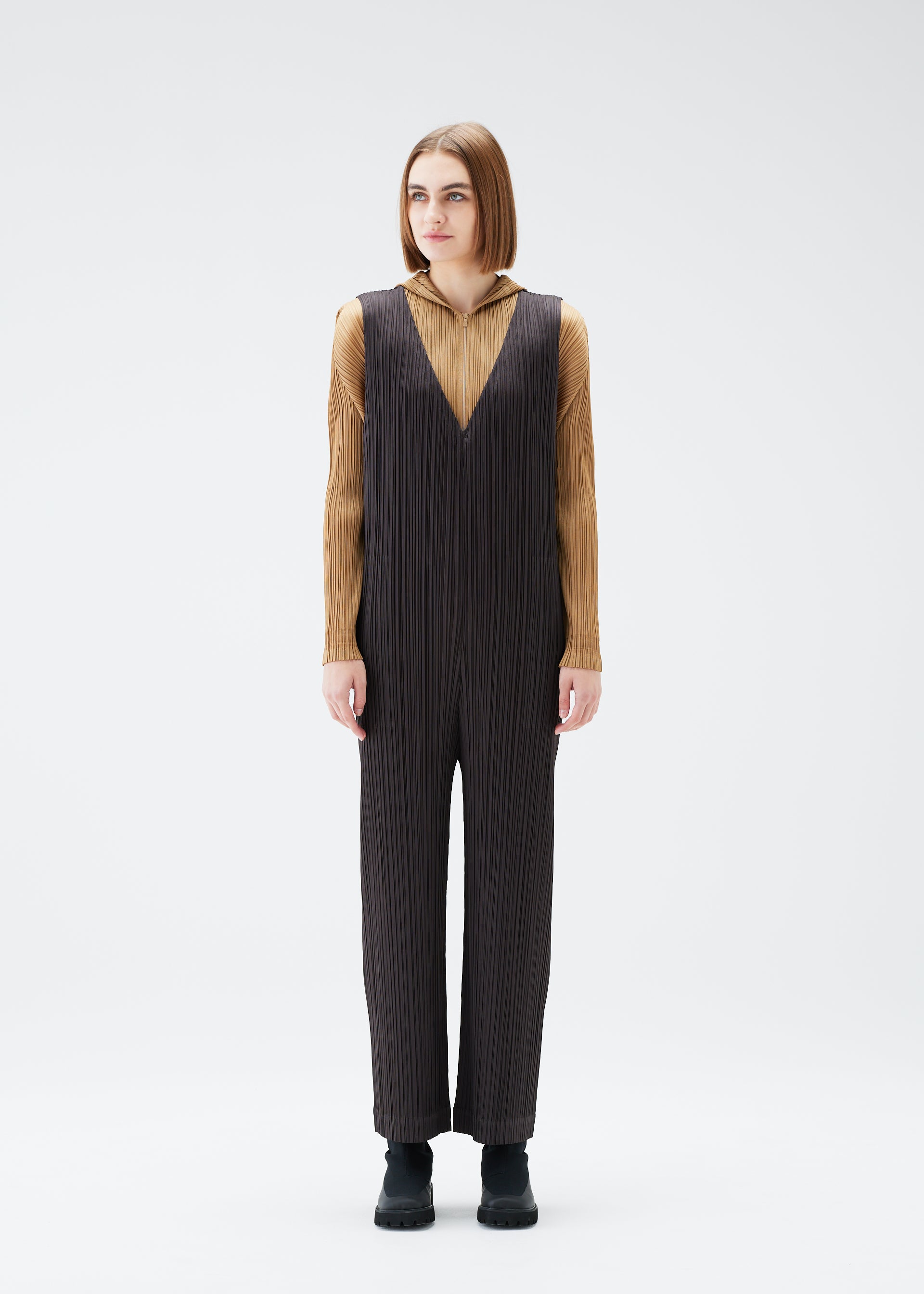 MONTHLY COLORS : DECEMBER – isseymiyake.com
