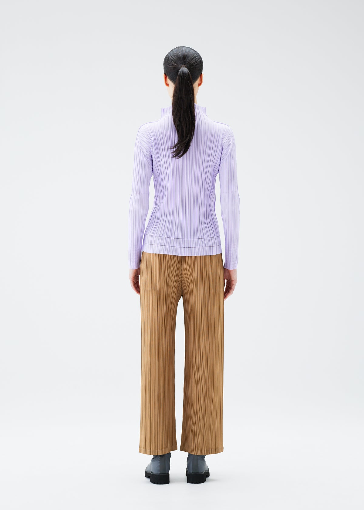 SOFT PLEATS – isseymiyake.com