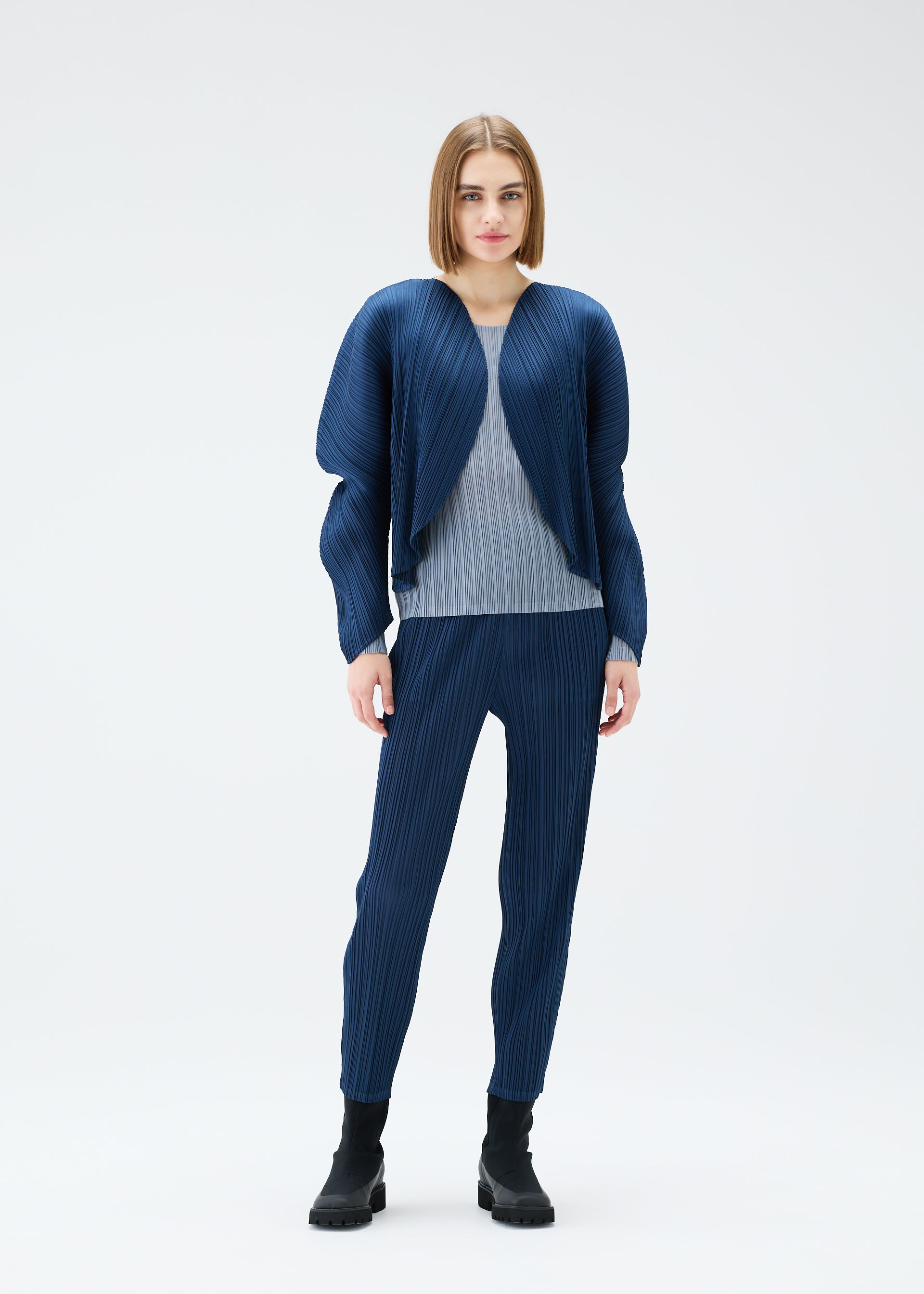 WORMHOLE – isseymiyake.com