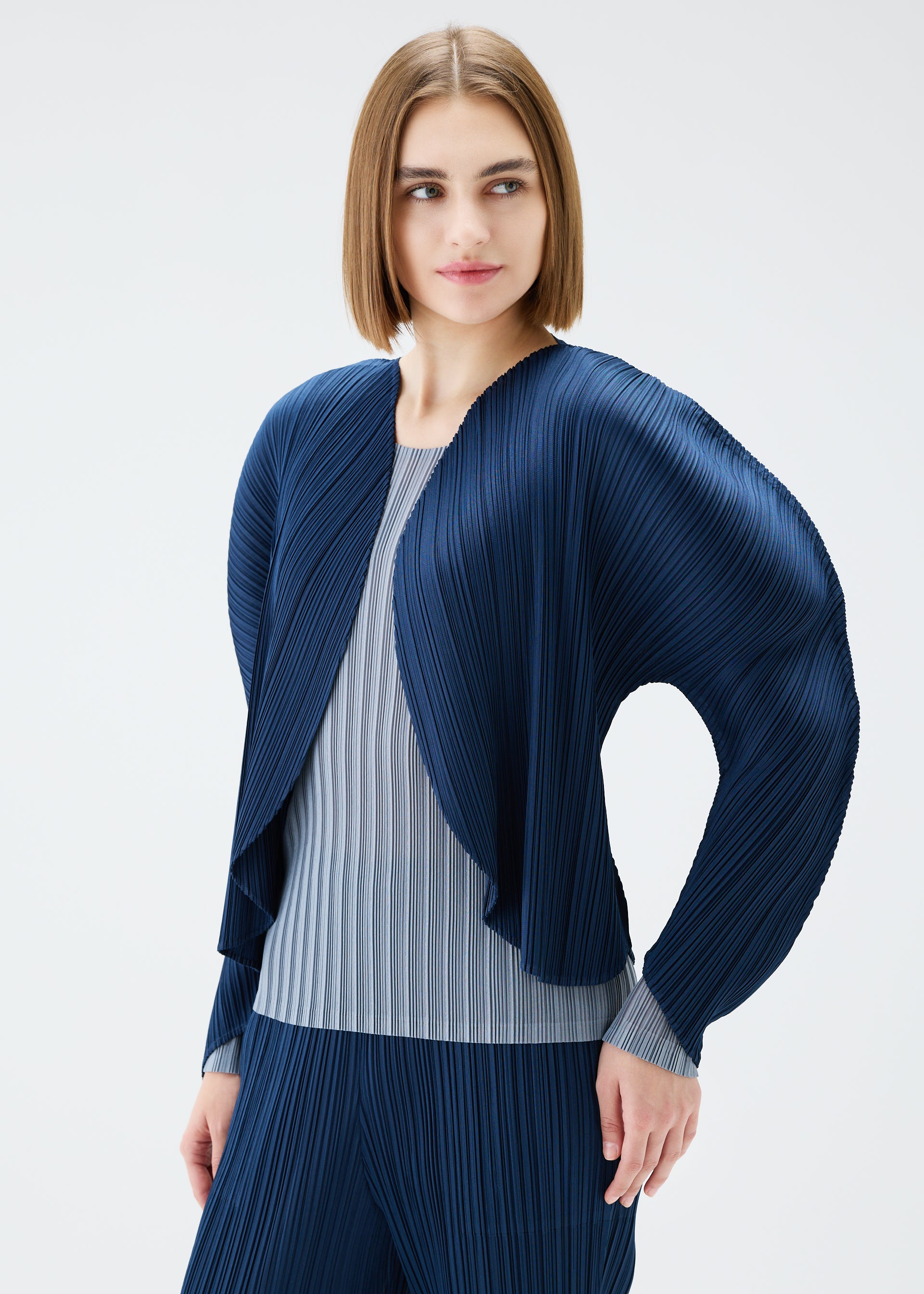 WORMHOLE – isseymiyake.com