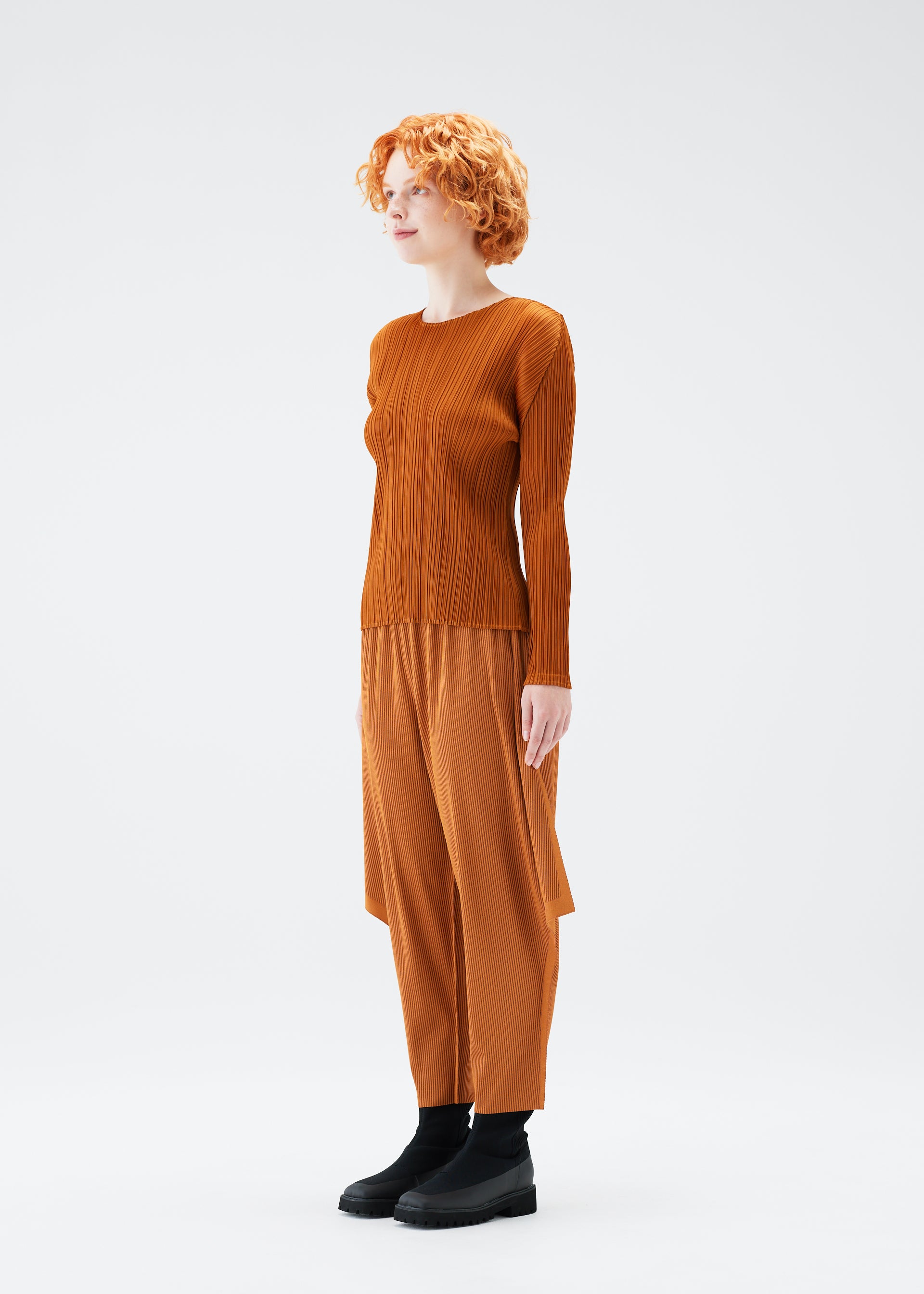 A-POC BOTTOMS – isseymiyake.com