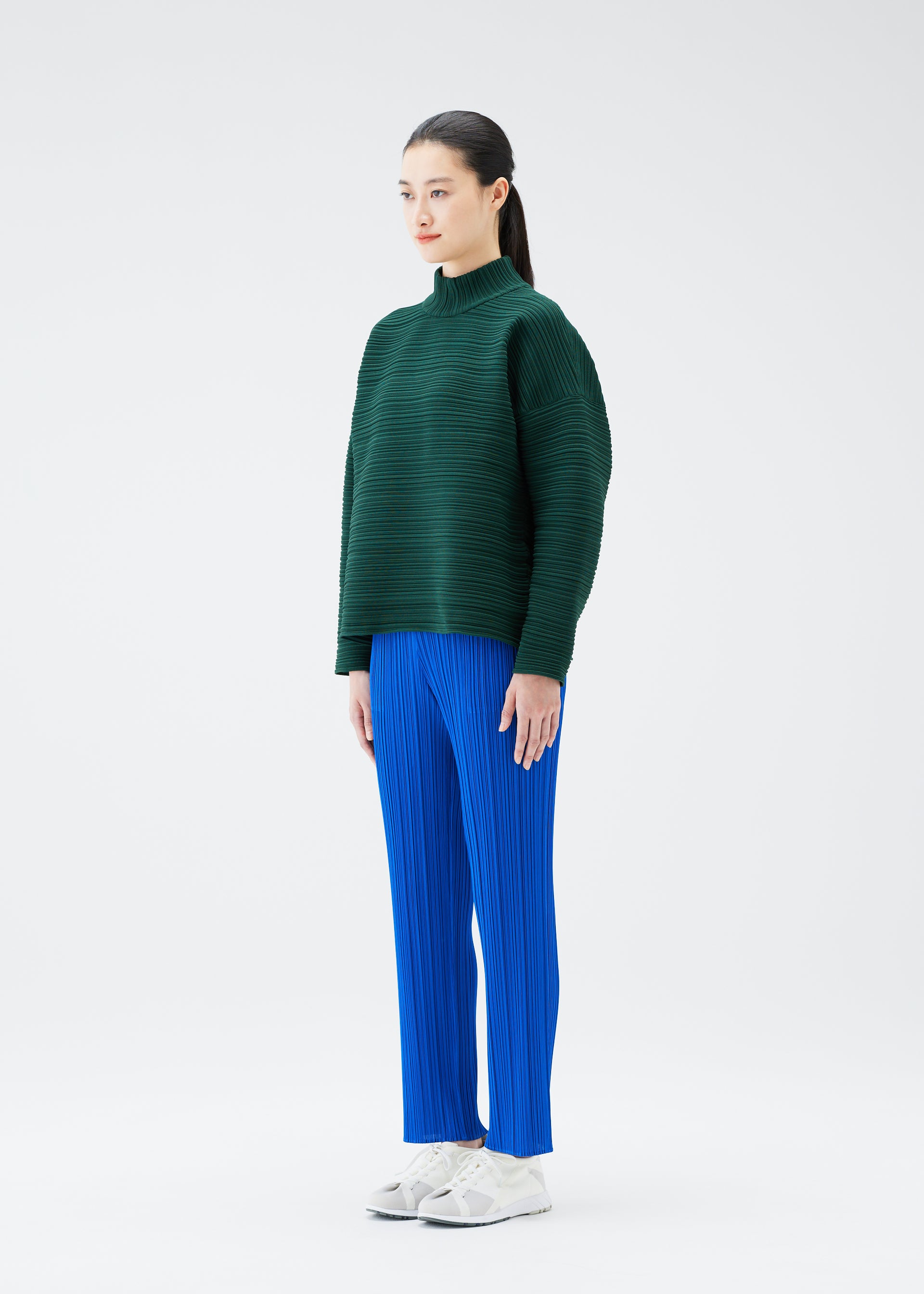 CREPE KNIT – isseymiyake.com