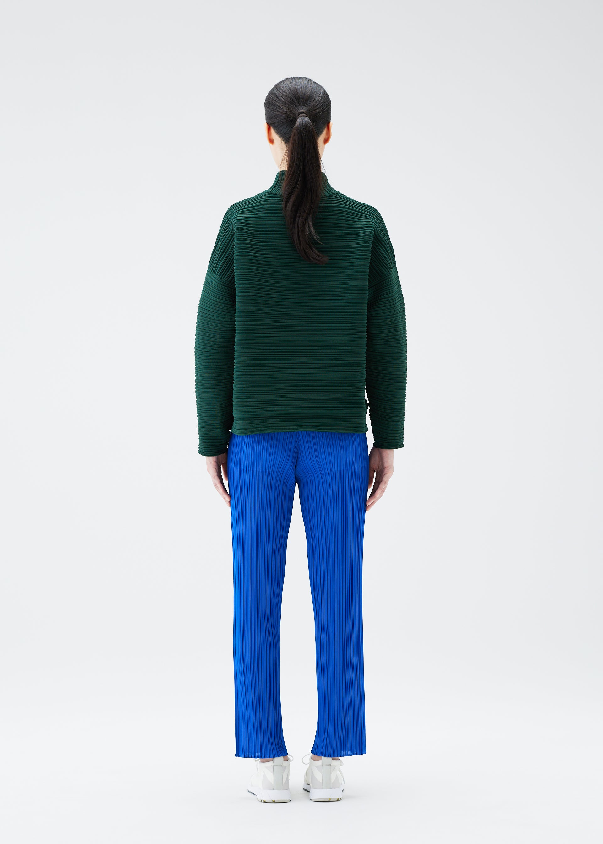 CREPE KNIT – isseymiyake.com