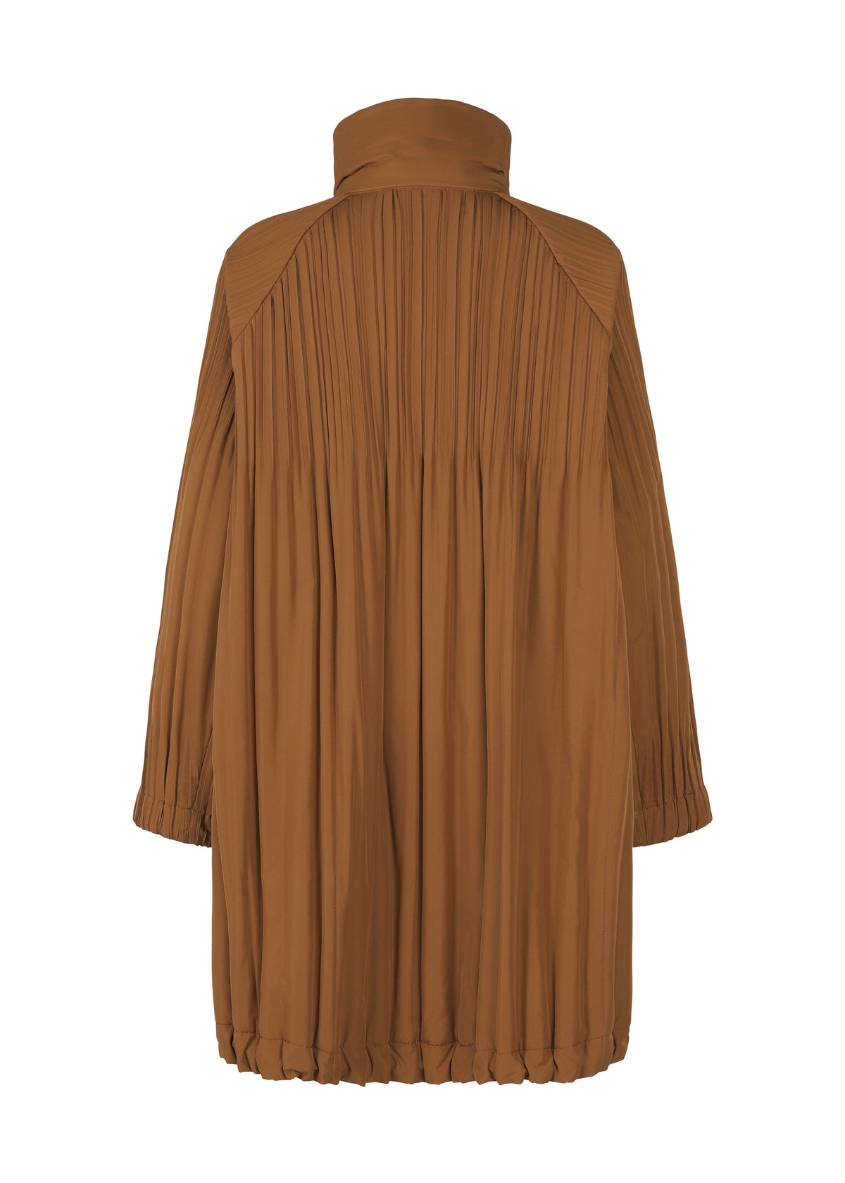 PADDED PLEATS COAT – isseymiyake.com