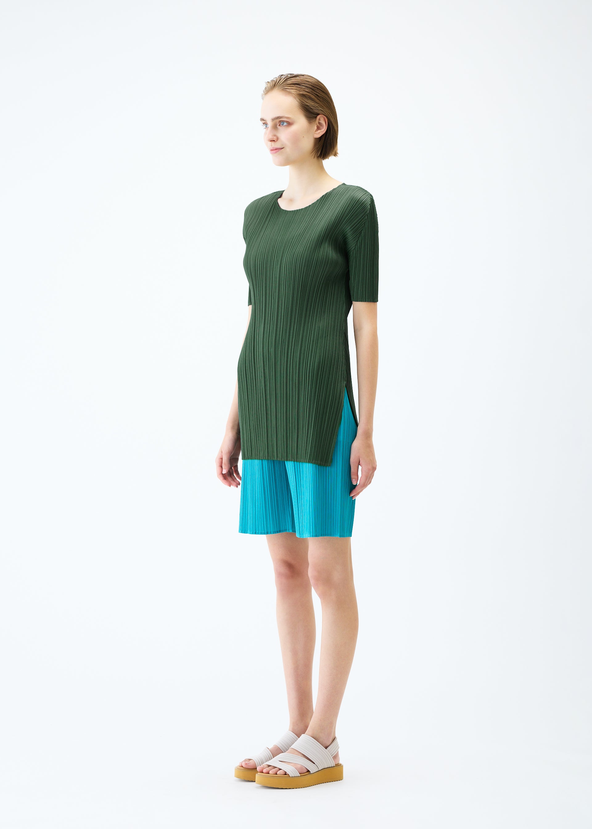 MONTHLY COLORS : JUNE – isseymiyake.com