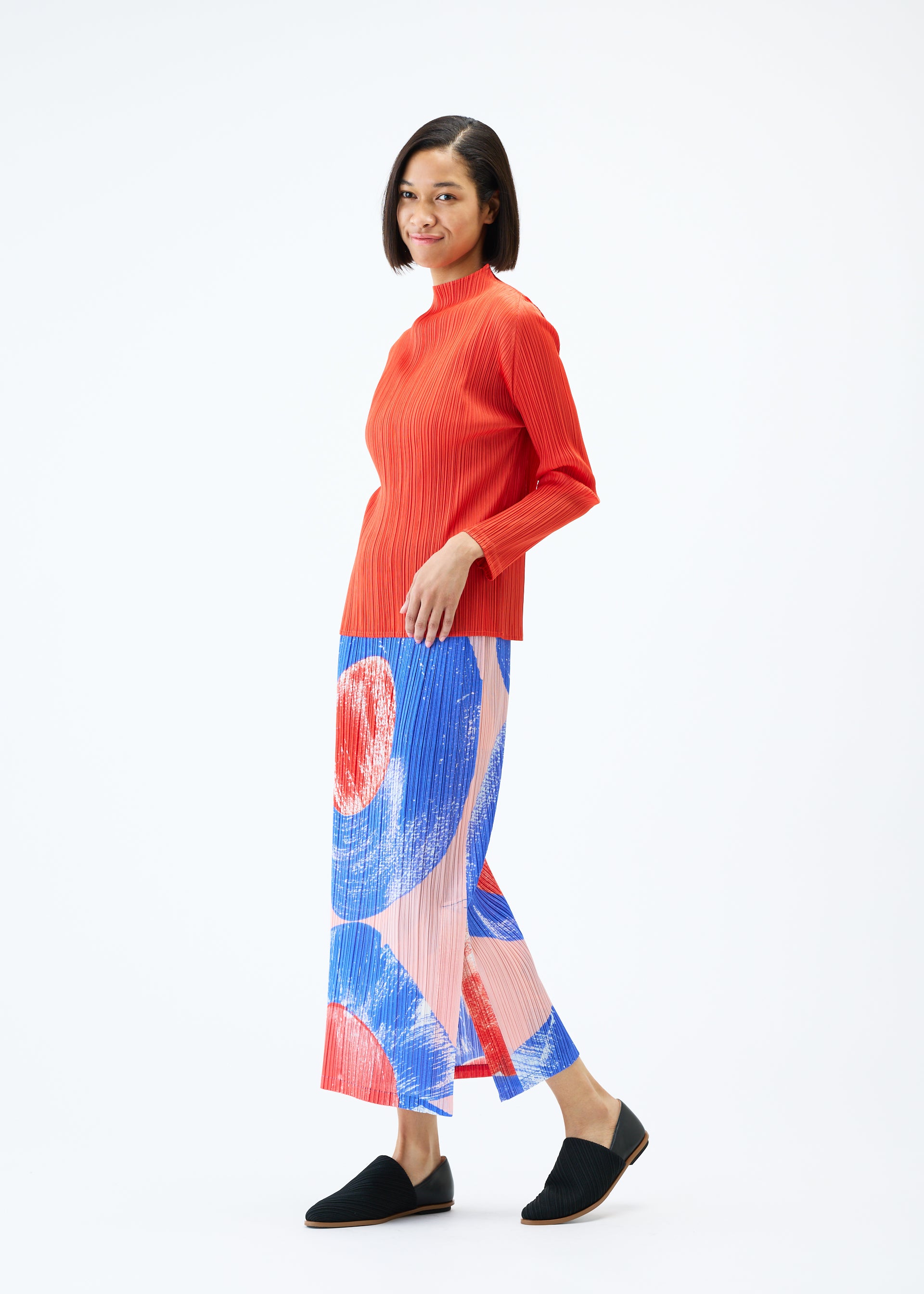 BACKLIGHT – isseymiyake.com