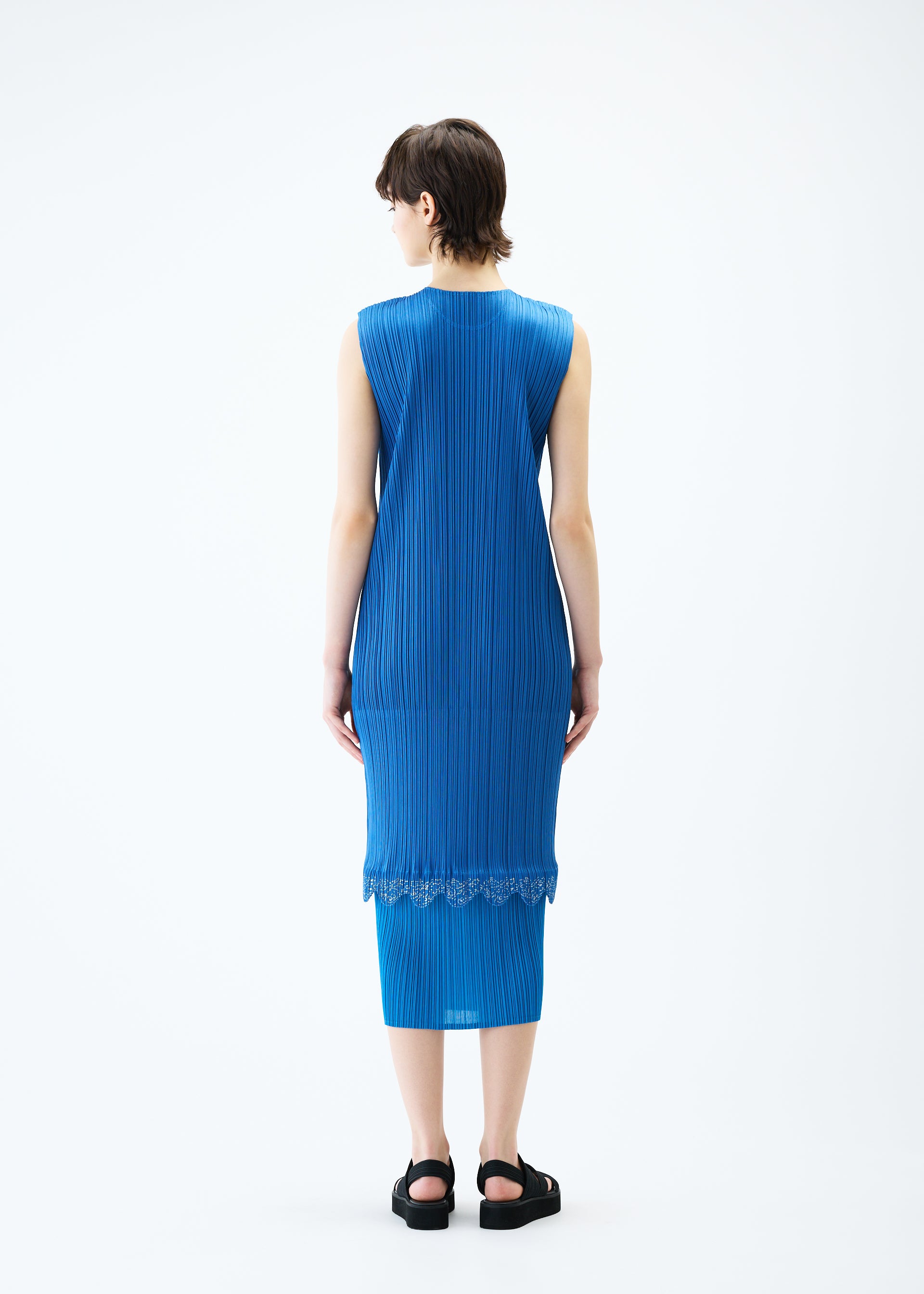 PLEATS PLEASE】イッセイミヤケ 半袖 ワンピース 白 3