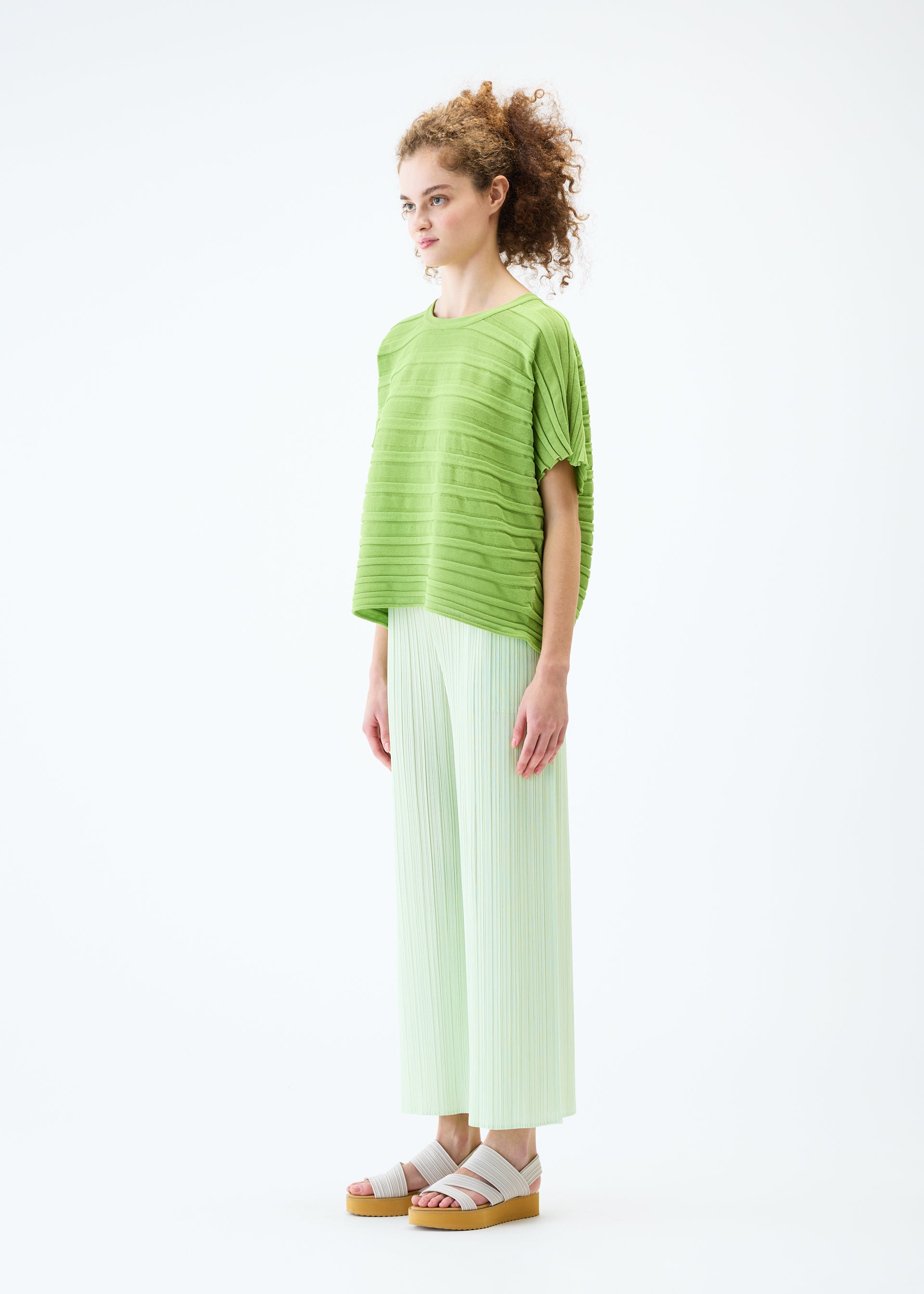 STEP KNIT、ウィメンズ_ニット、着用画像2