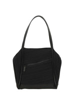 BIAS PLEATS BAG、バッグ&財布_ハンドバッグ、ブラック
