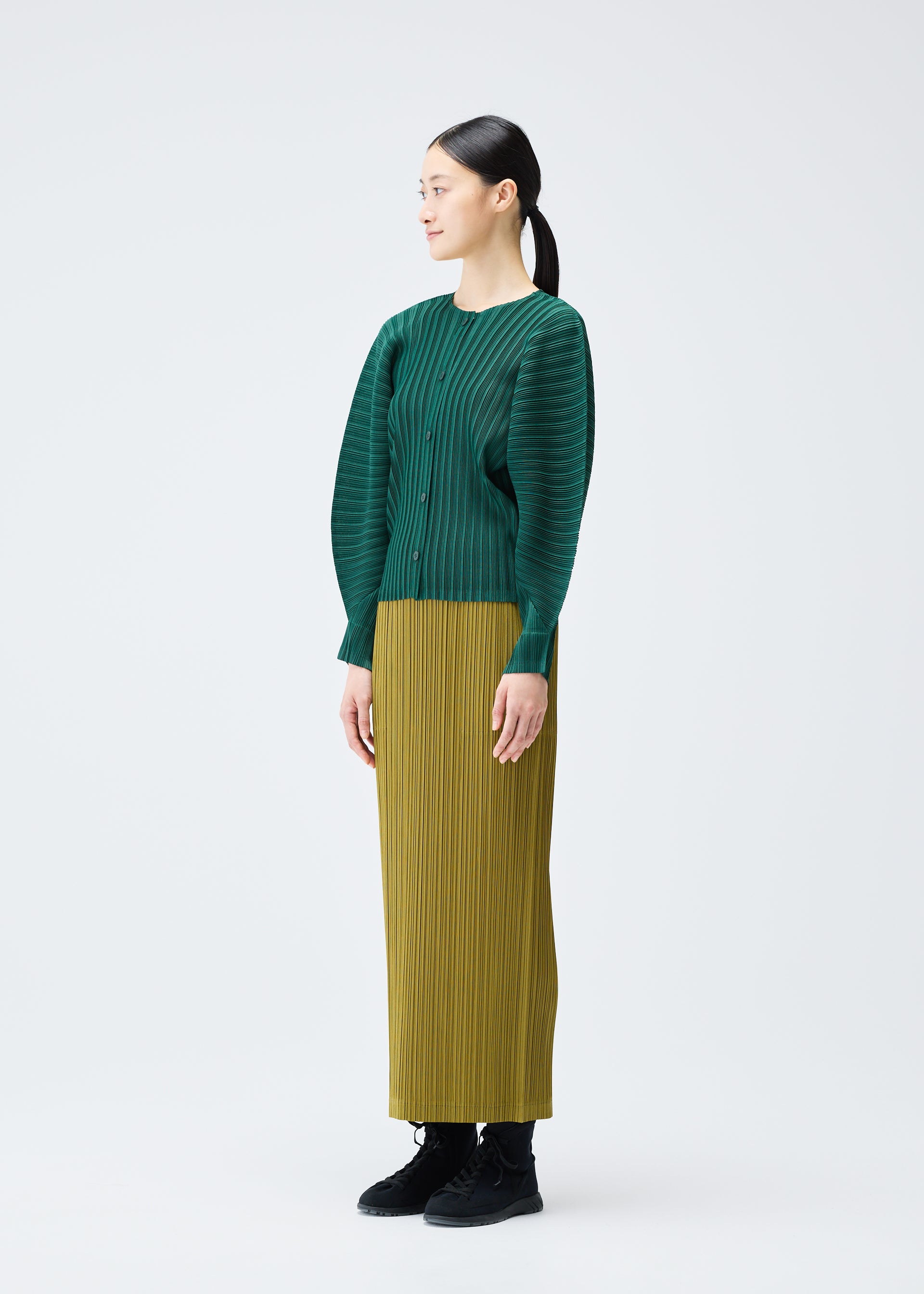 RIB PLEATS DECEMBER、ウィメンズ_トップス_カーディガン、着用画像2