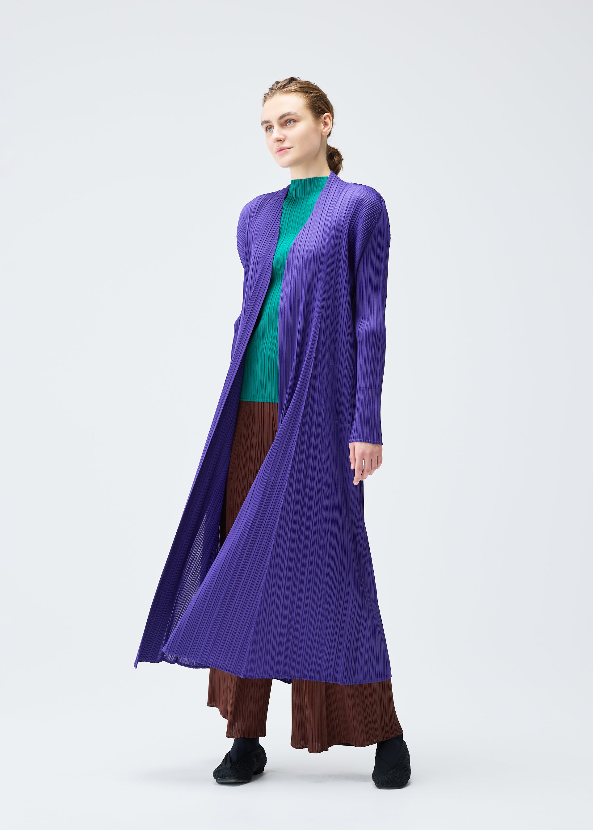 MONTHLY COLORS : NOVEMBER – isseymiyake.com