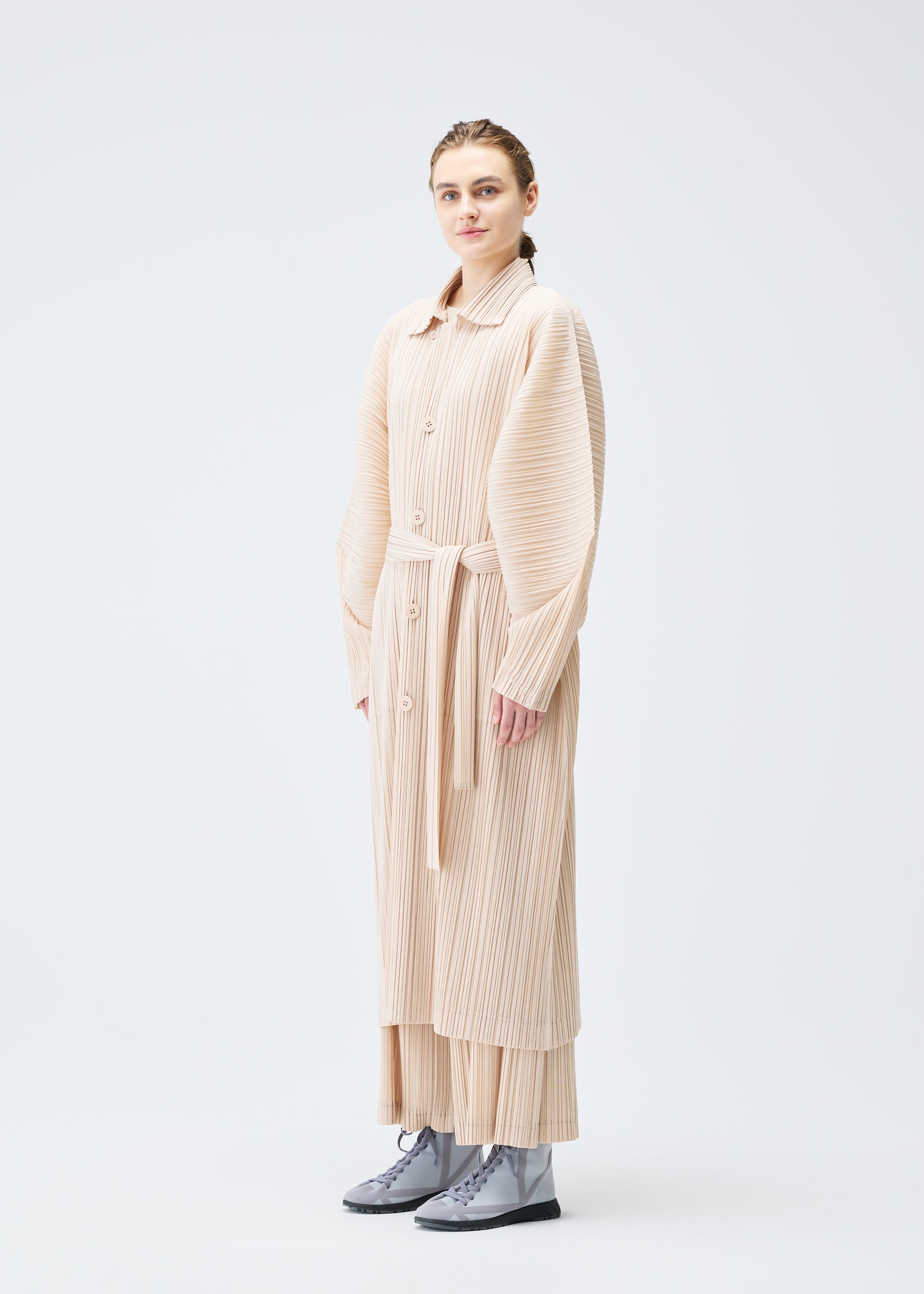 WOOL PLEATS – isseymiyake.com