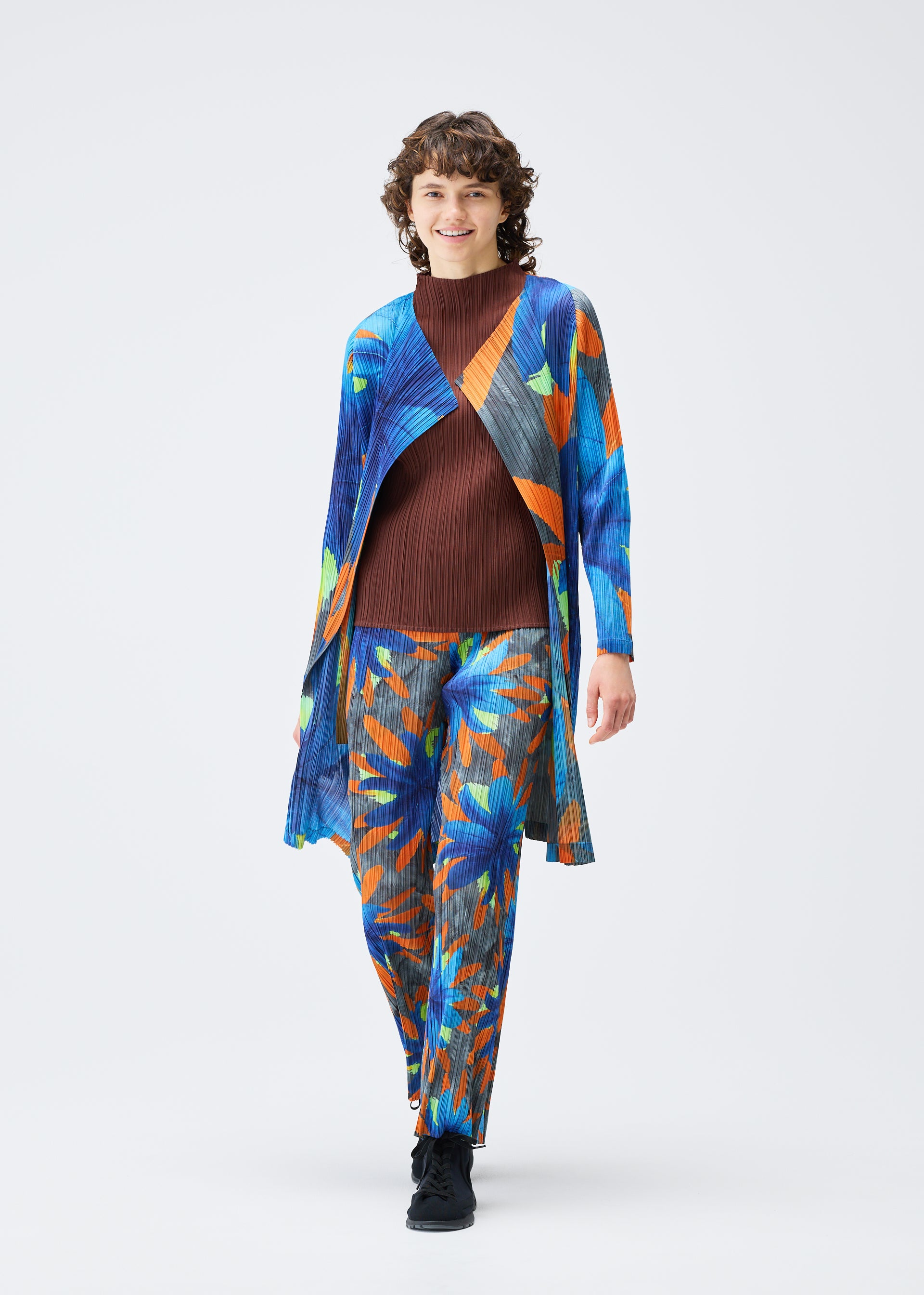 CARNIVAL – isseymiyake.com