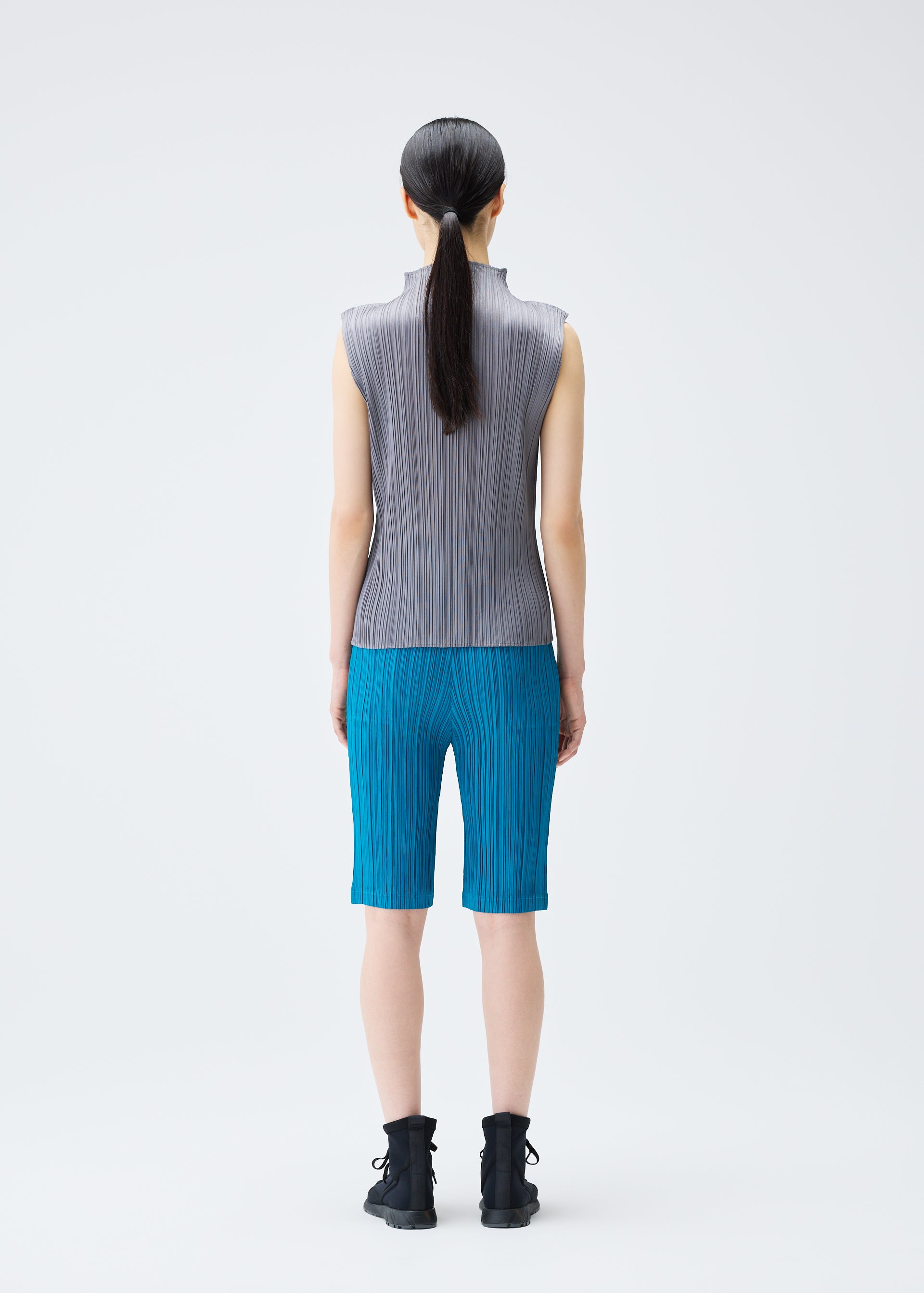 THICKER BOTTOMS 1 – isseymiyake.com