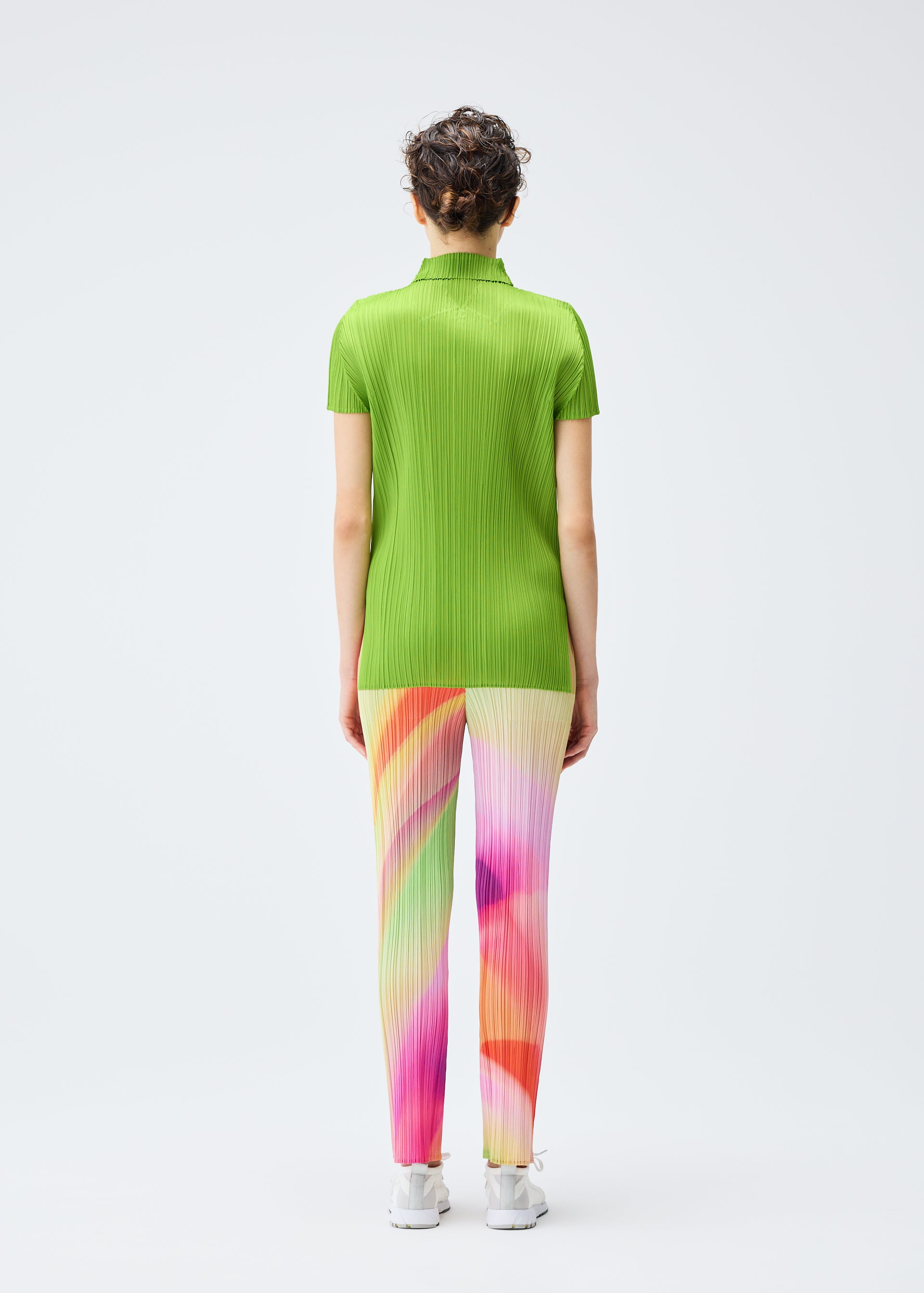 プリーツプリーズ　GROOVE トップス GROOVE – isseymiyake.com
