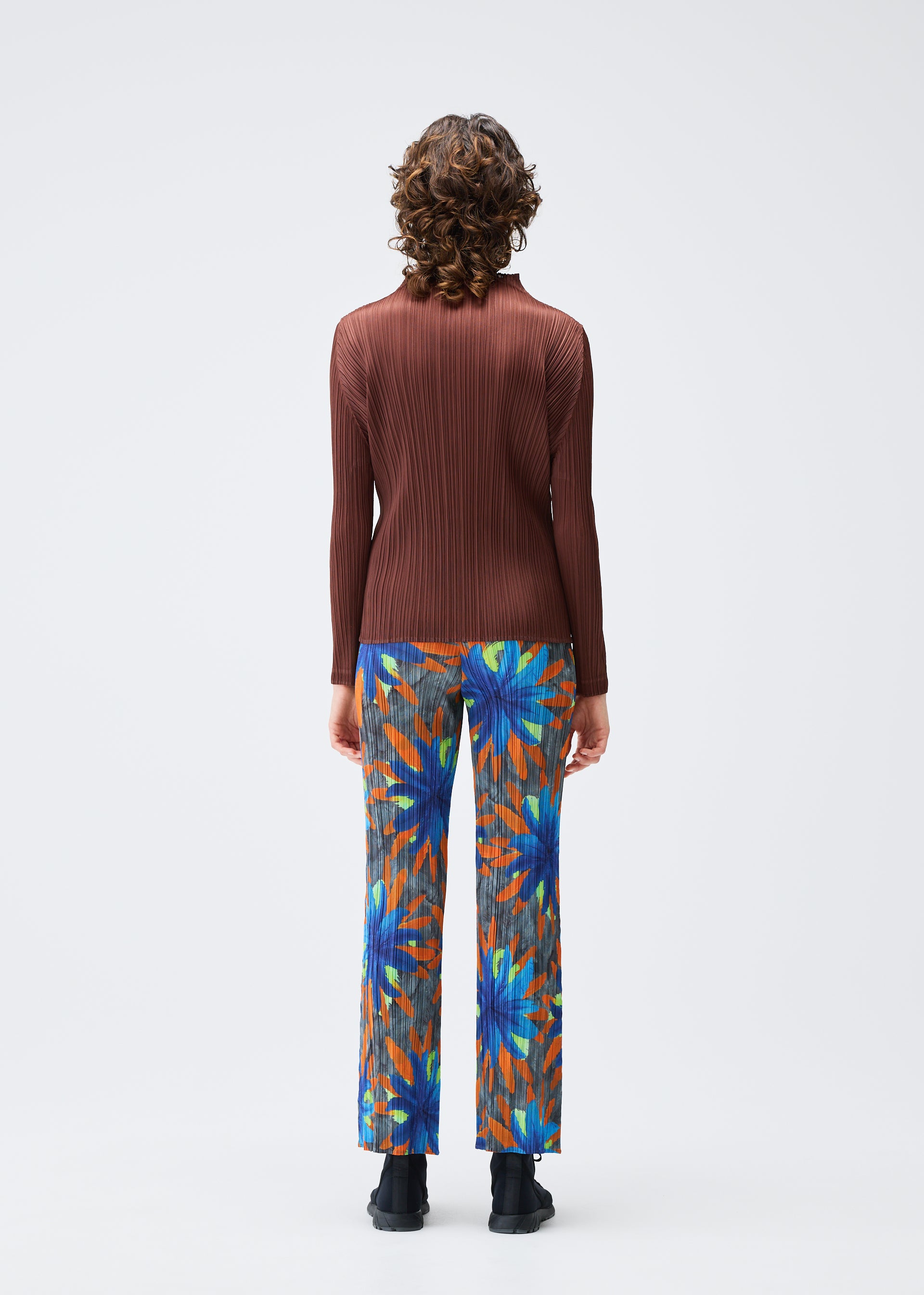 CARNIVAL – isseymiyake.com