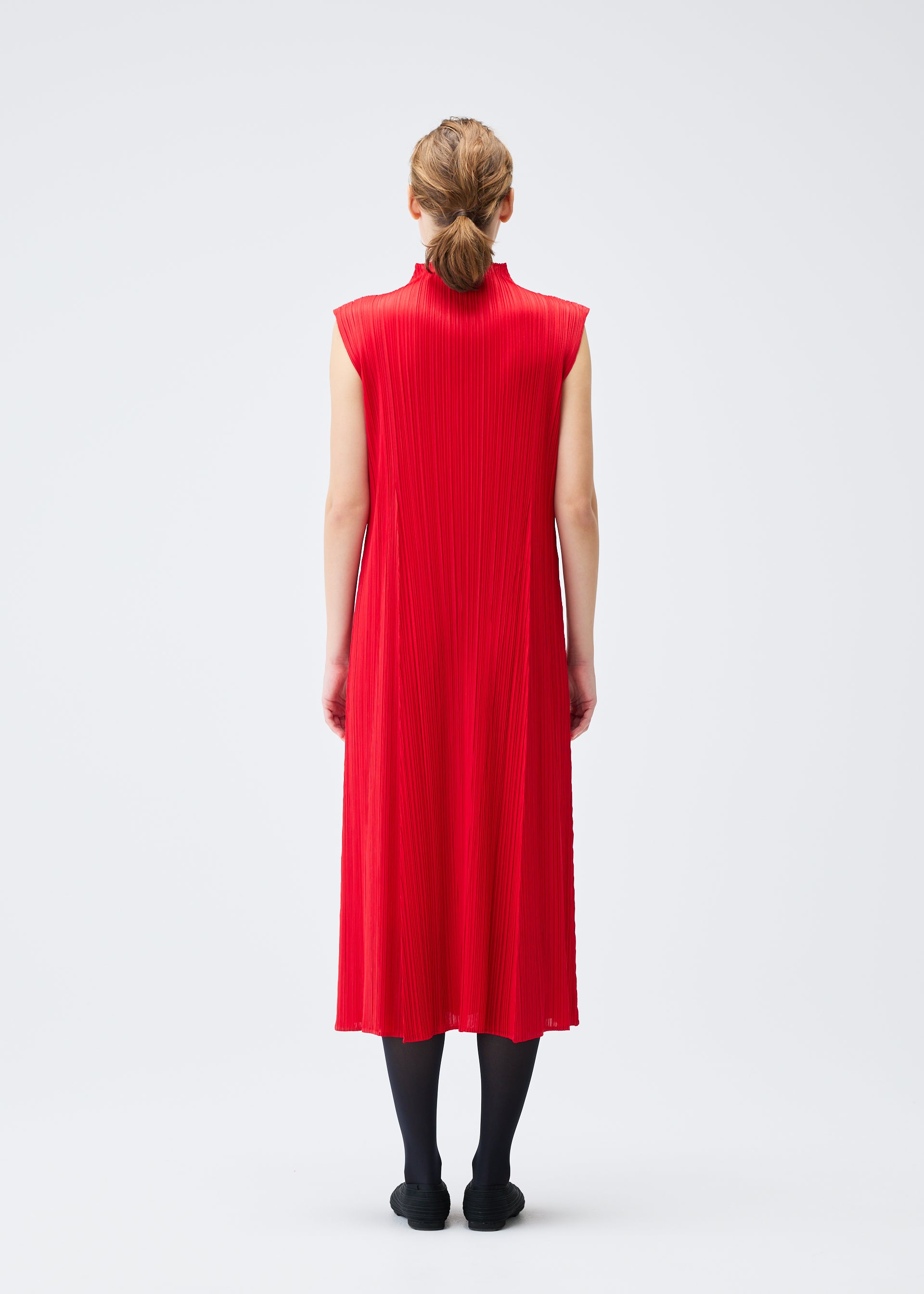 MONTHLY COLORS : NOVEMBER – isseymiyake.com