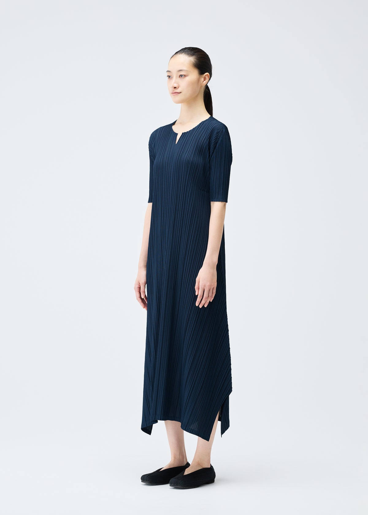 MELLOW PLEATS、ウィメンズ_ワンピース、着用画像2