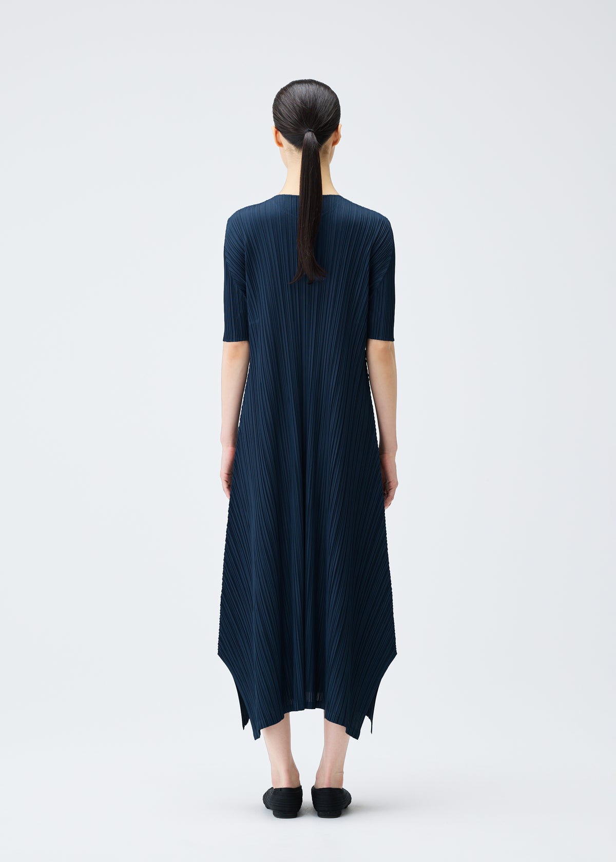 MELLOW PLEATS、ウィメンズ_ワンピース、着用画像3
