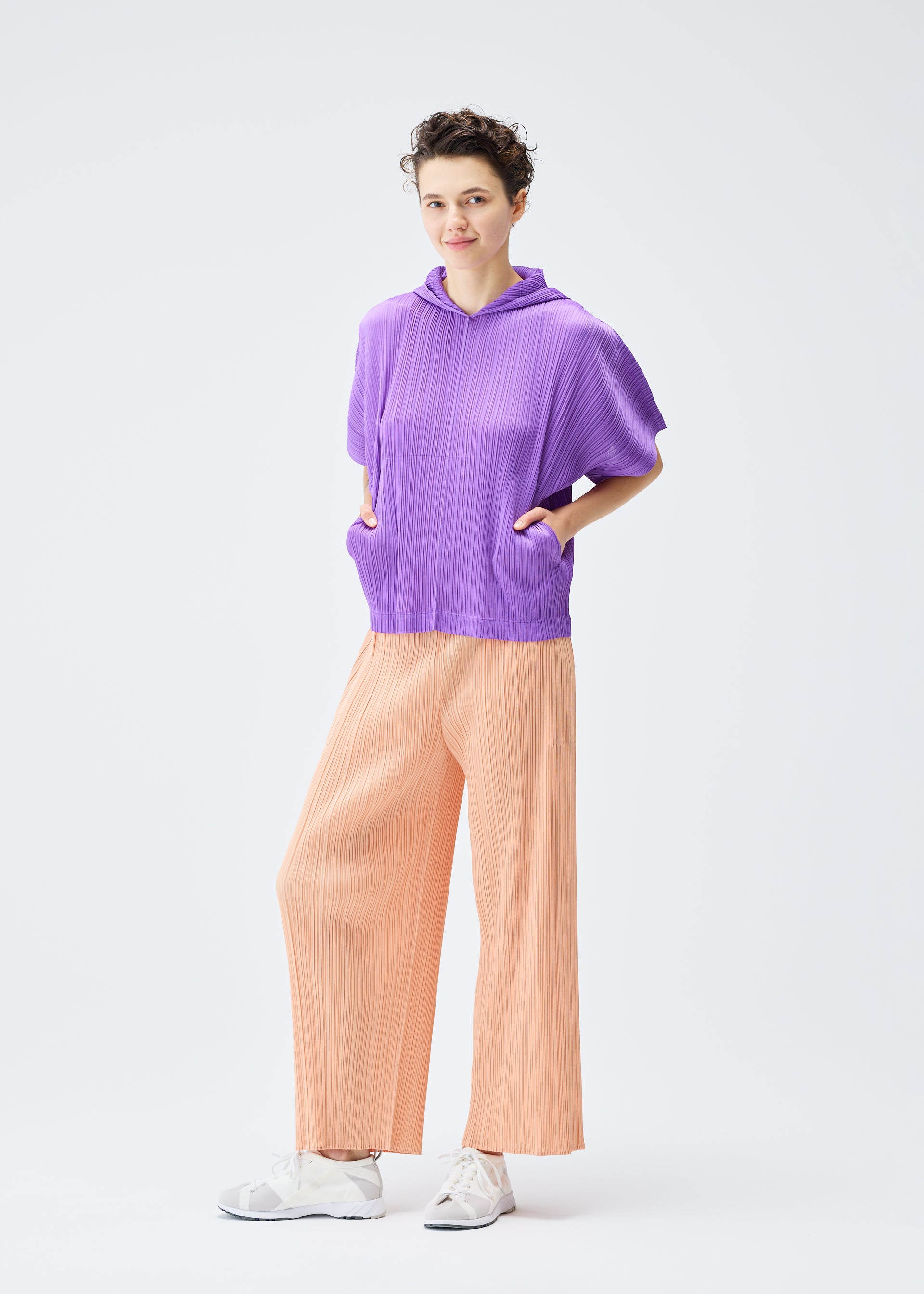 MONTHLY COLORS : AUGUST、ウィメンズ_トップス_トップ、着用画像4