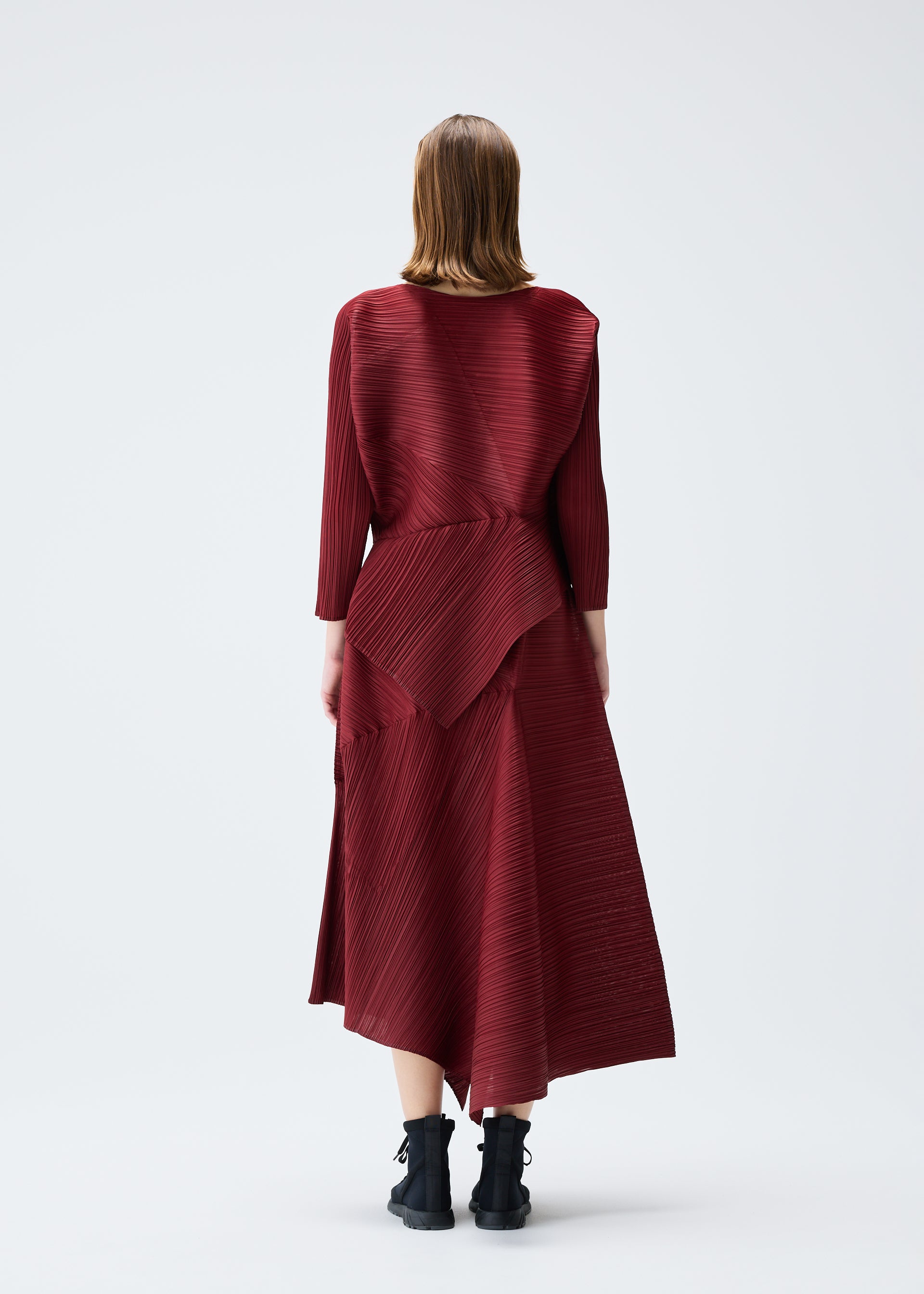 SPIN – isseymiyake.com