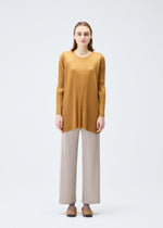 EFFICIENT SQUARE 2、ウィメンズ_トップス_トップ、着用画像1