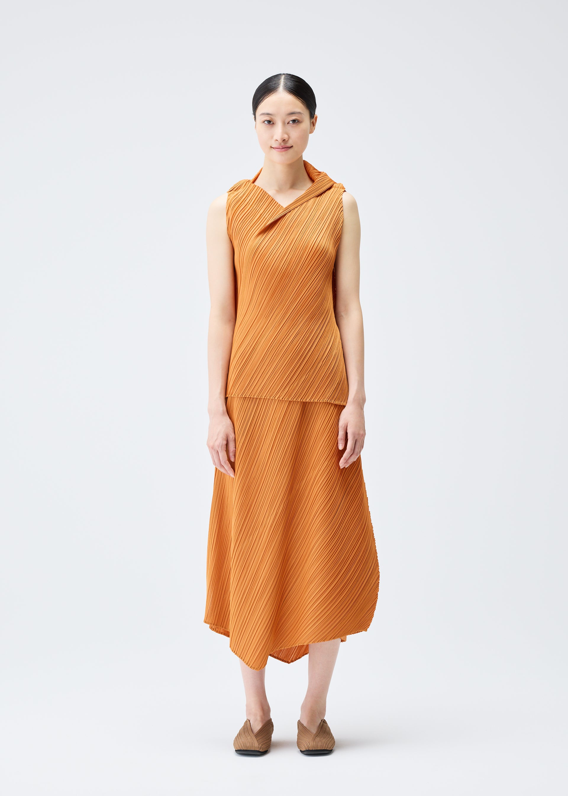 レディースファッション　三宅一成meのトップス ウィメンズ／トップス／トップ – isseymiyake.com