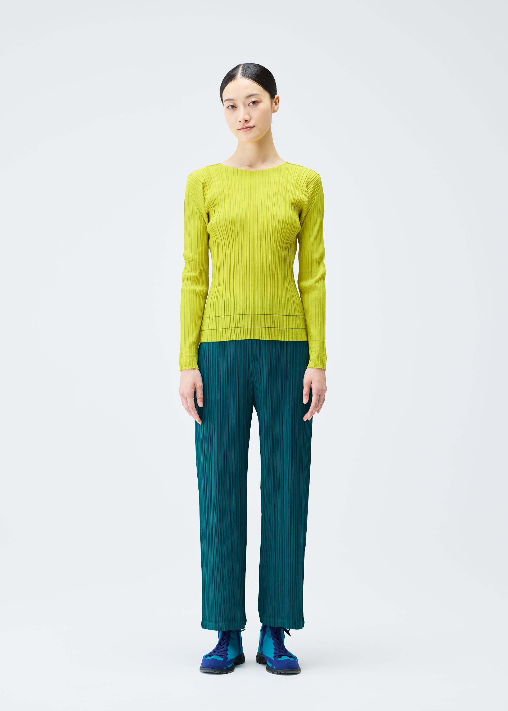 SOFT PLEATS、ウィメンズ_トップス_トップ、着用画像1