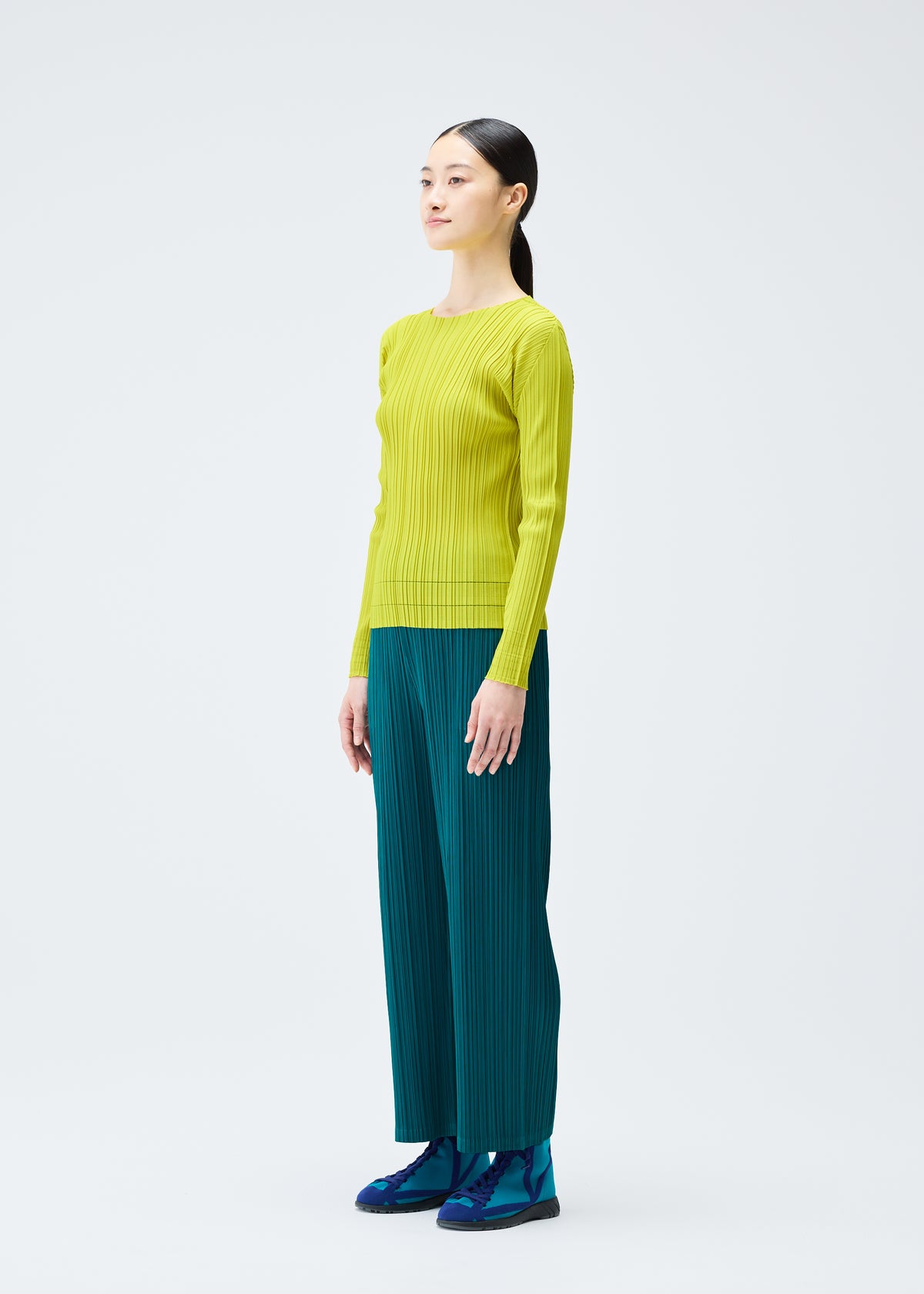 SOFT PLEATS、ウィメンズ_トップス_トップ、着用画像2