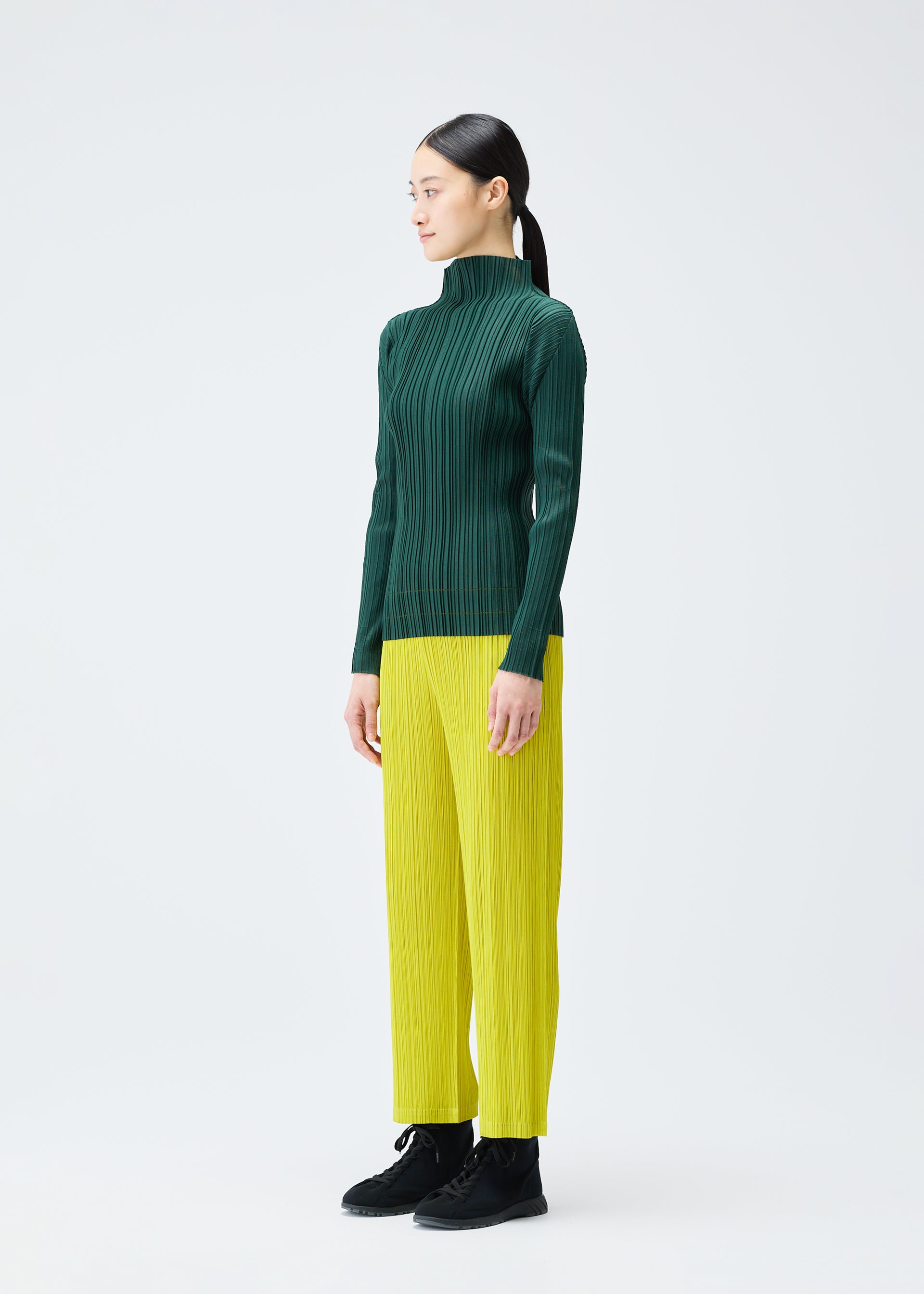 SOFT PLEATS、ウィメンズ_トップス_トップ、着用画像2