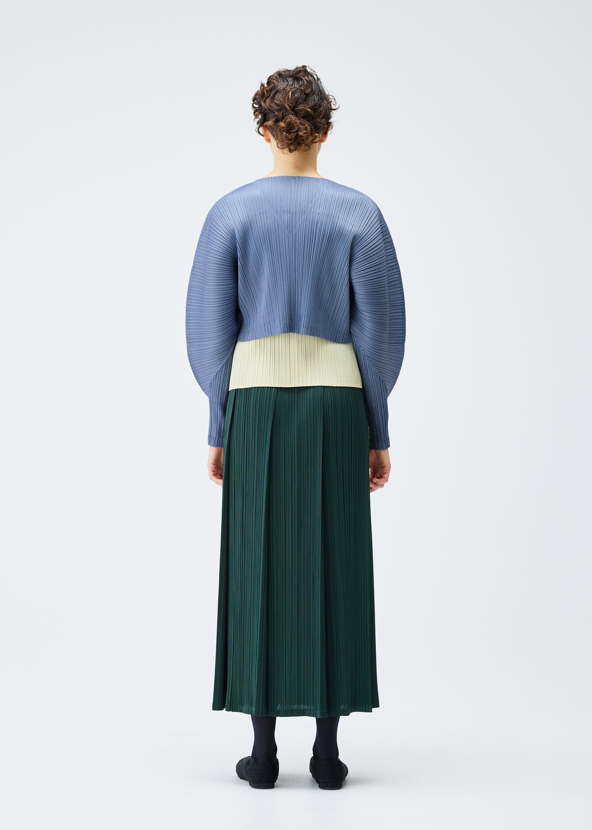 MONTHLY COLORS : DECEMBER、ウィメンズ_トップス_カーディガン、着用画像3