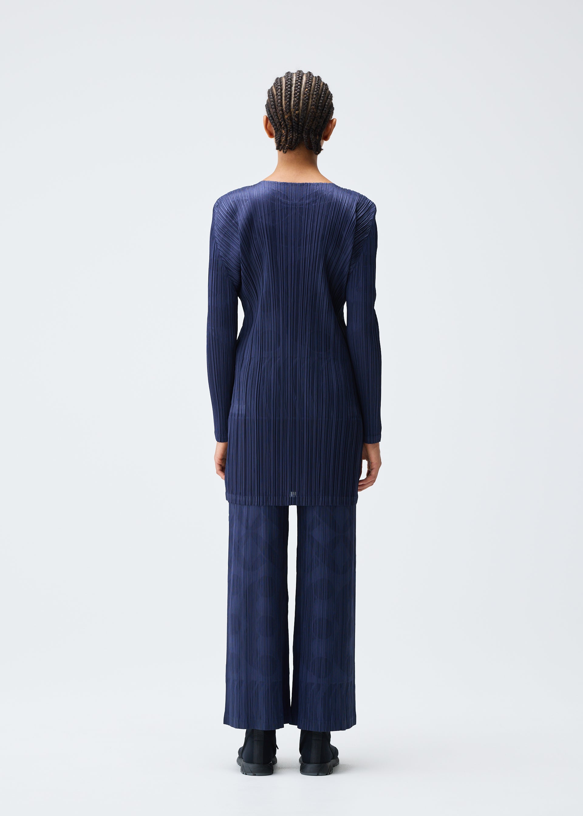 TUNE – isseymiyake.com