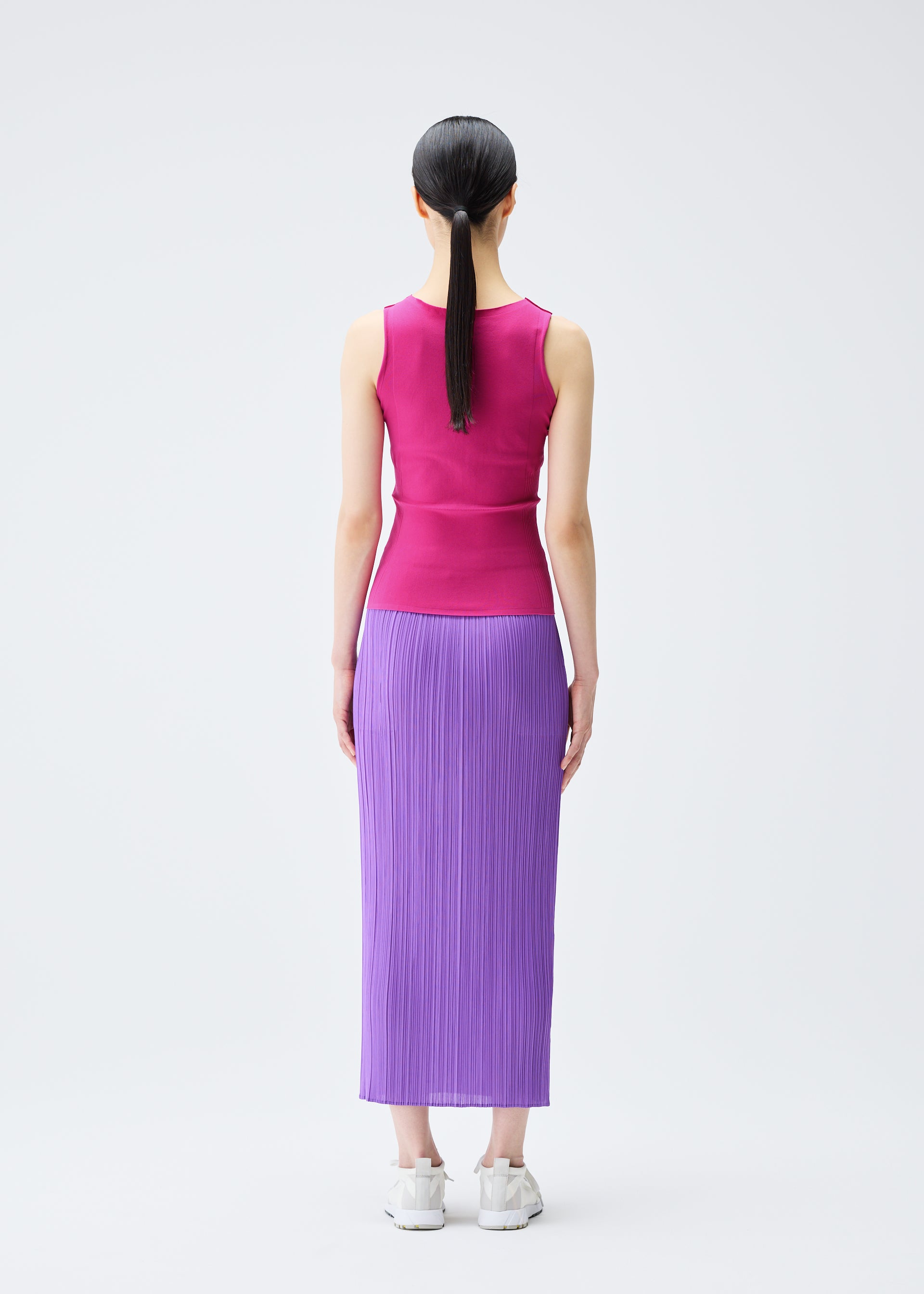 イッセイミヤケISSEY MIYAKE A.POC 前後切替ノースリーブカットソー 黄緑2 【レディース】 イッセイミヤケISSEY MIYAKE A.POC 前後切替ノースリーブ