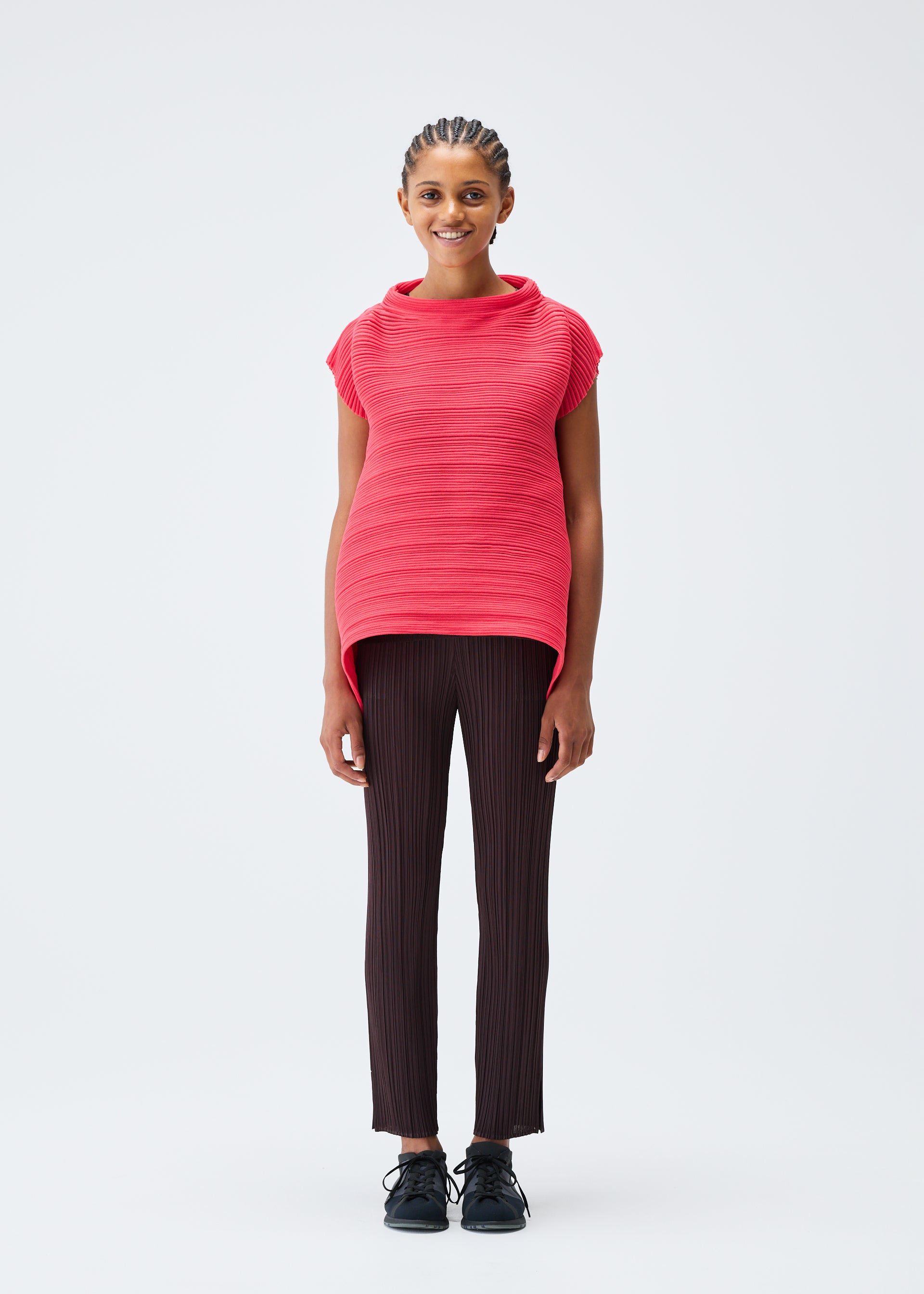 PLEATS PLEASE ISSEY MIYAKE – isseymiyake.com