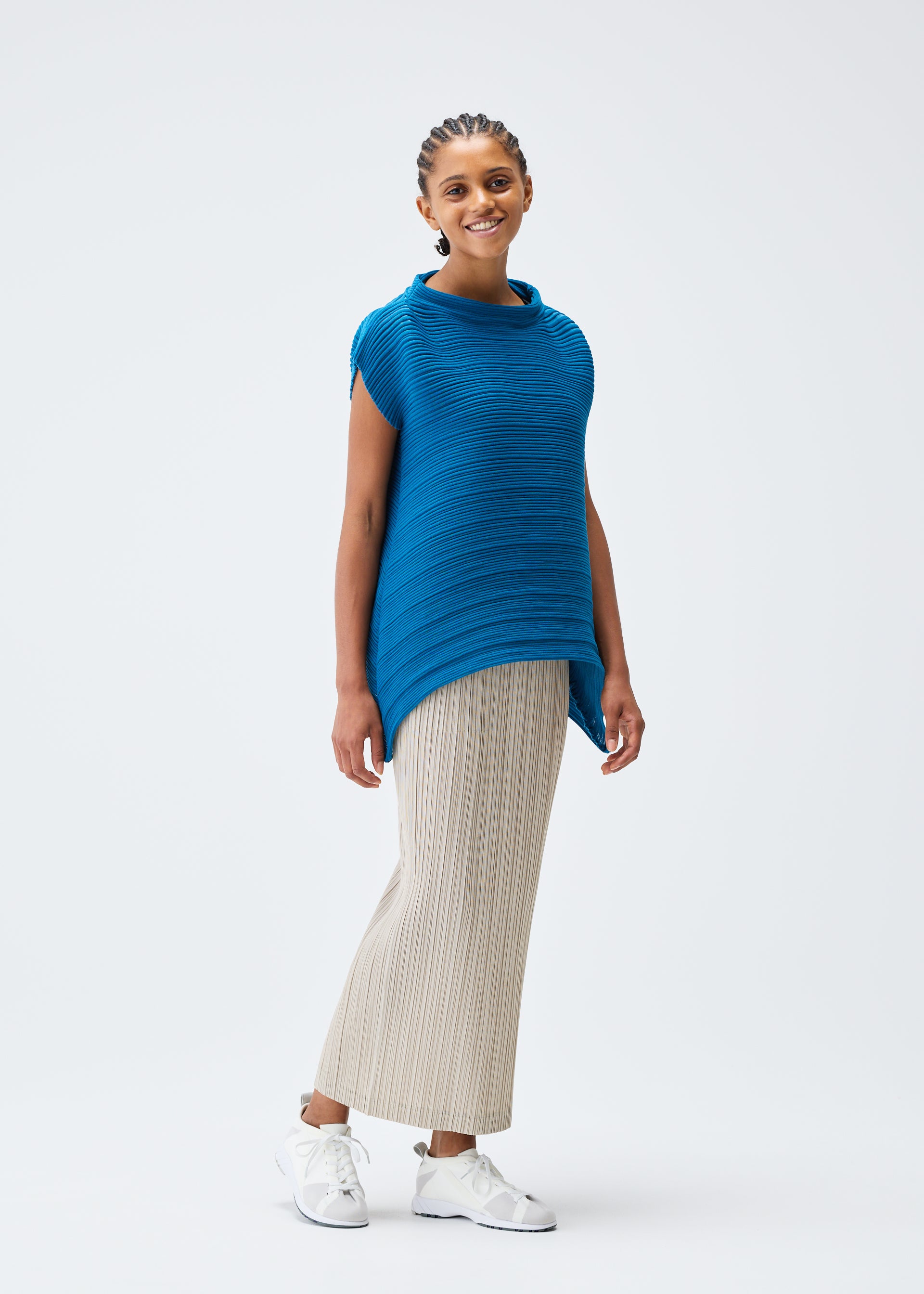 SHEER BOUNCE KNIT – isseymiyake.com
