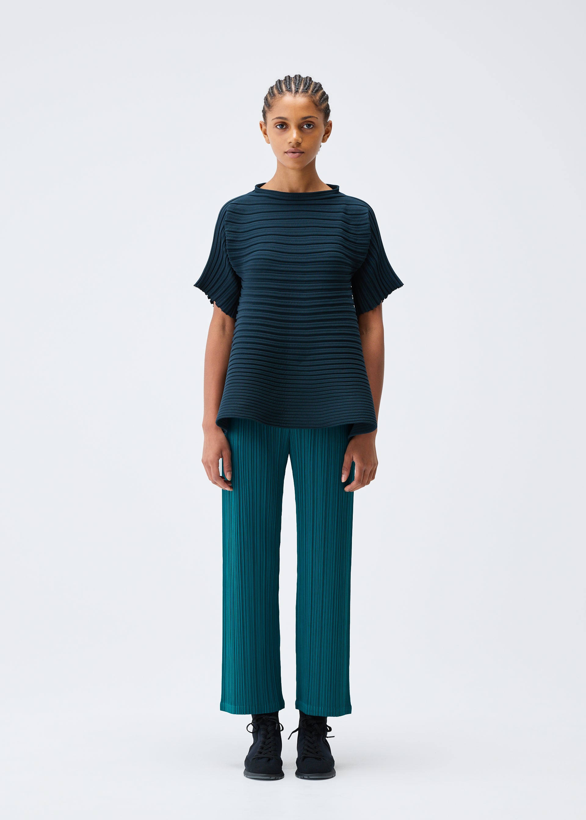 BOUNCE KNIT、ウィメンズ_ニット、着用画像1