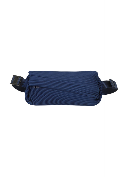 BIAS PLEATS WAISTBAG、バッグ&財布_ショルダーバッグ、ブルー