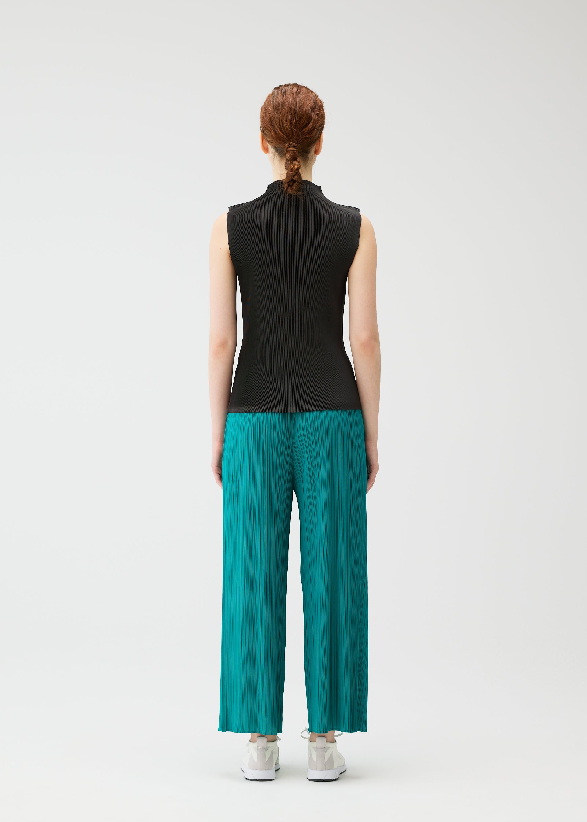 MIST JUNE – isseymiyake.com