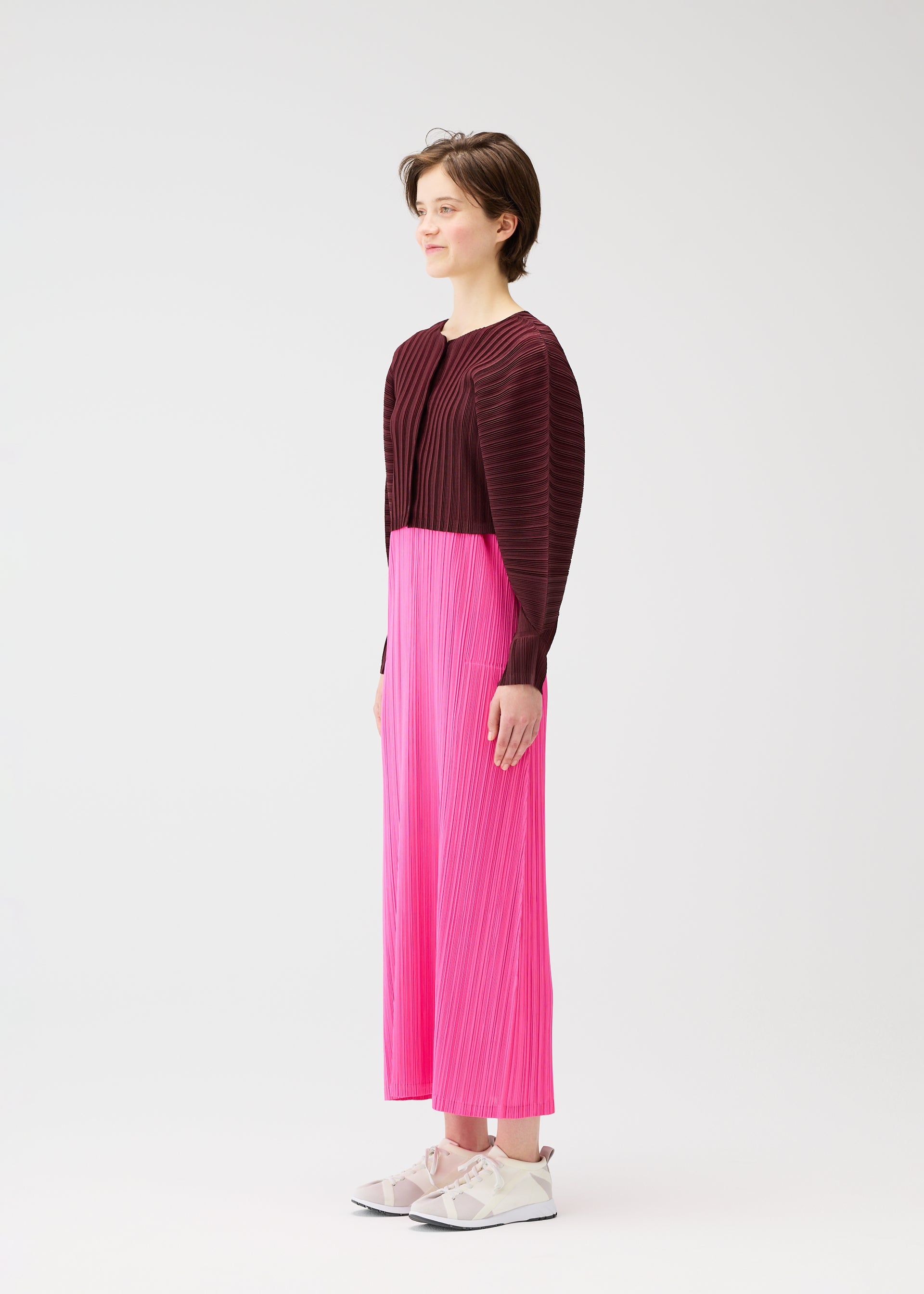 RIB PLEATS JANUARY – isseymiyake.com