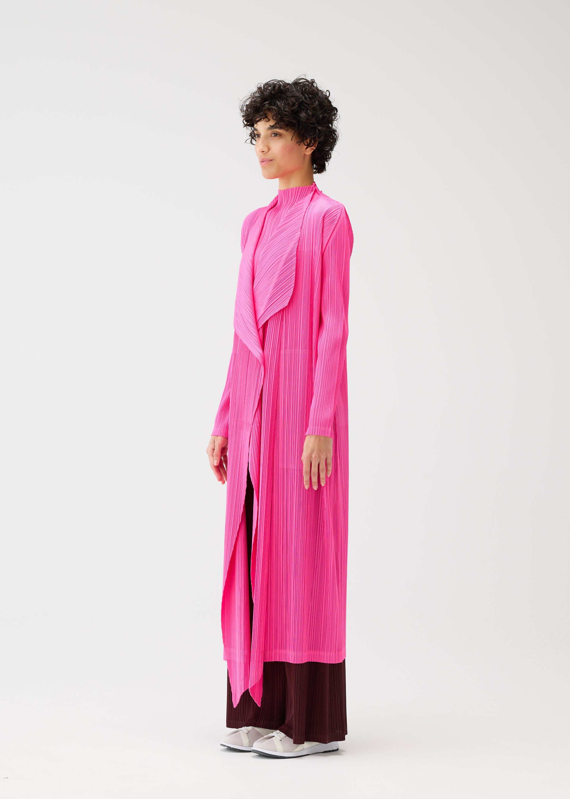 MONTHLY COLORS : JANUARY – isseymiyake.com